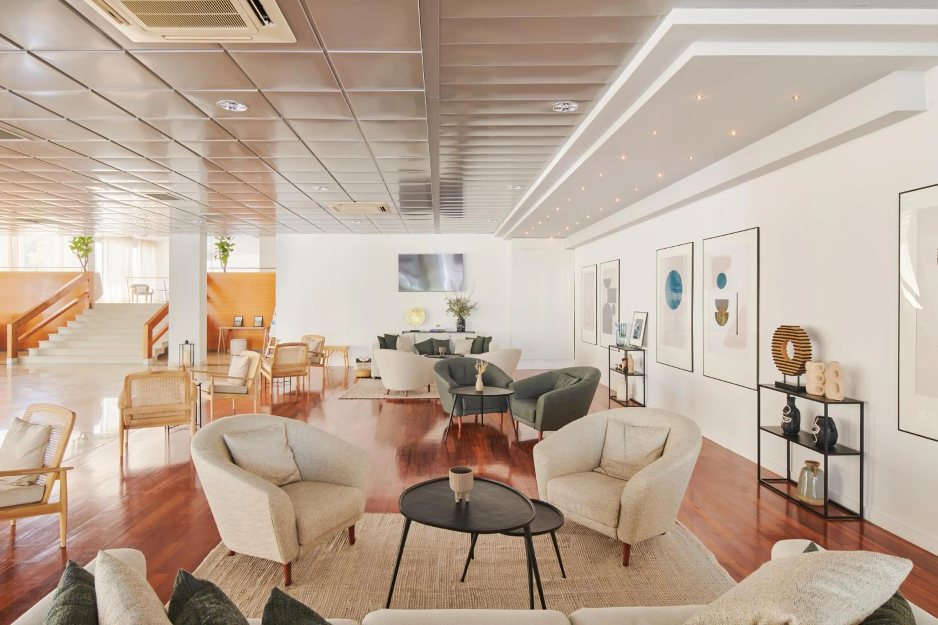 Lounge or bar in Bluesun Hotel Borak