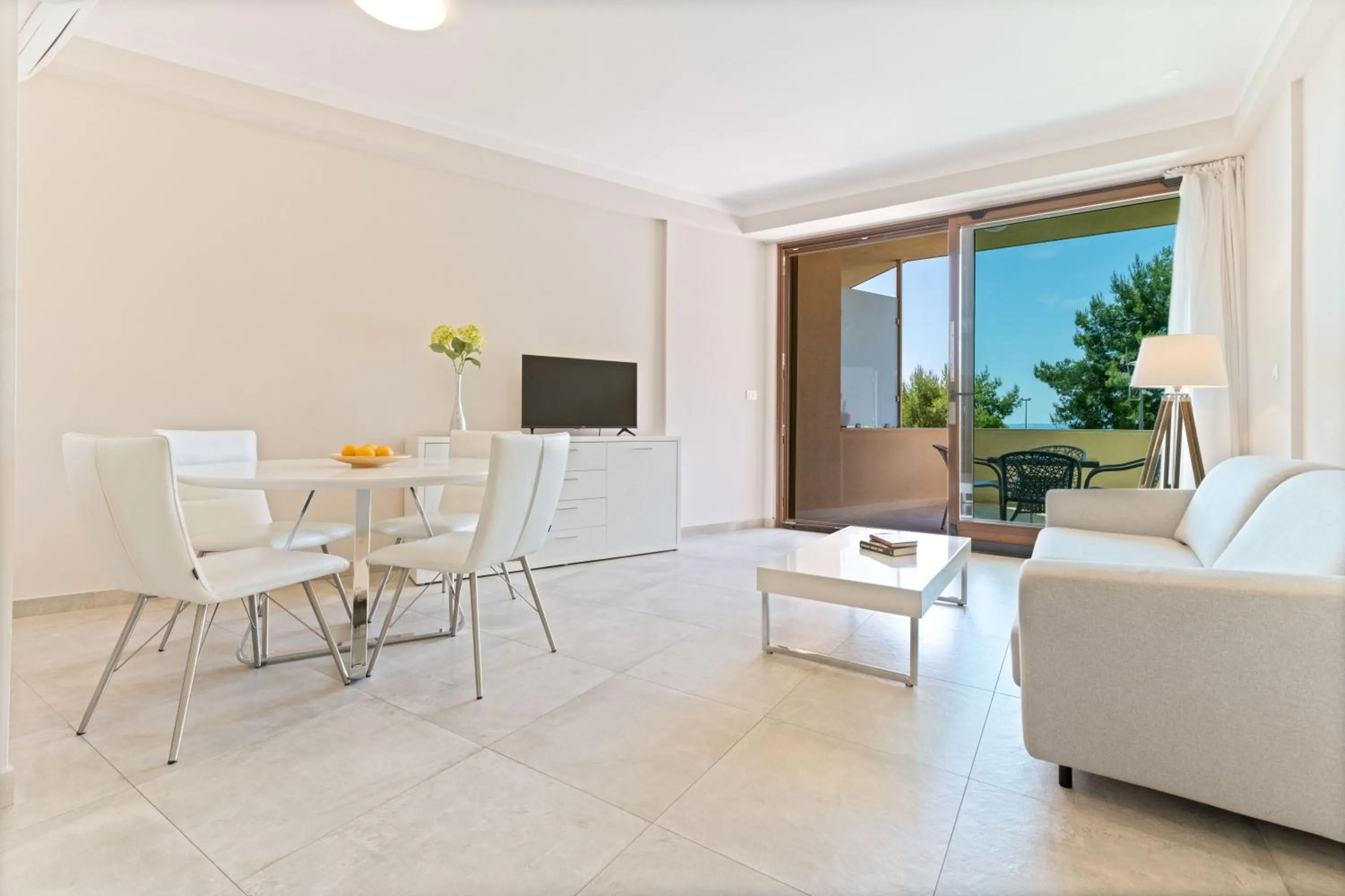 TV and multimedia in The Residence Aparthotel