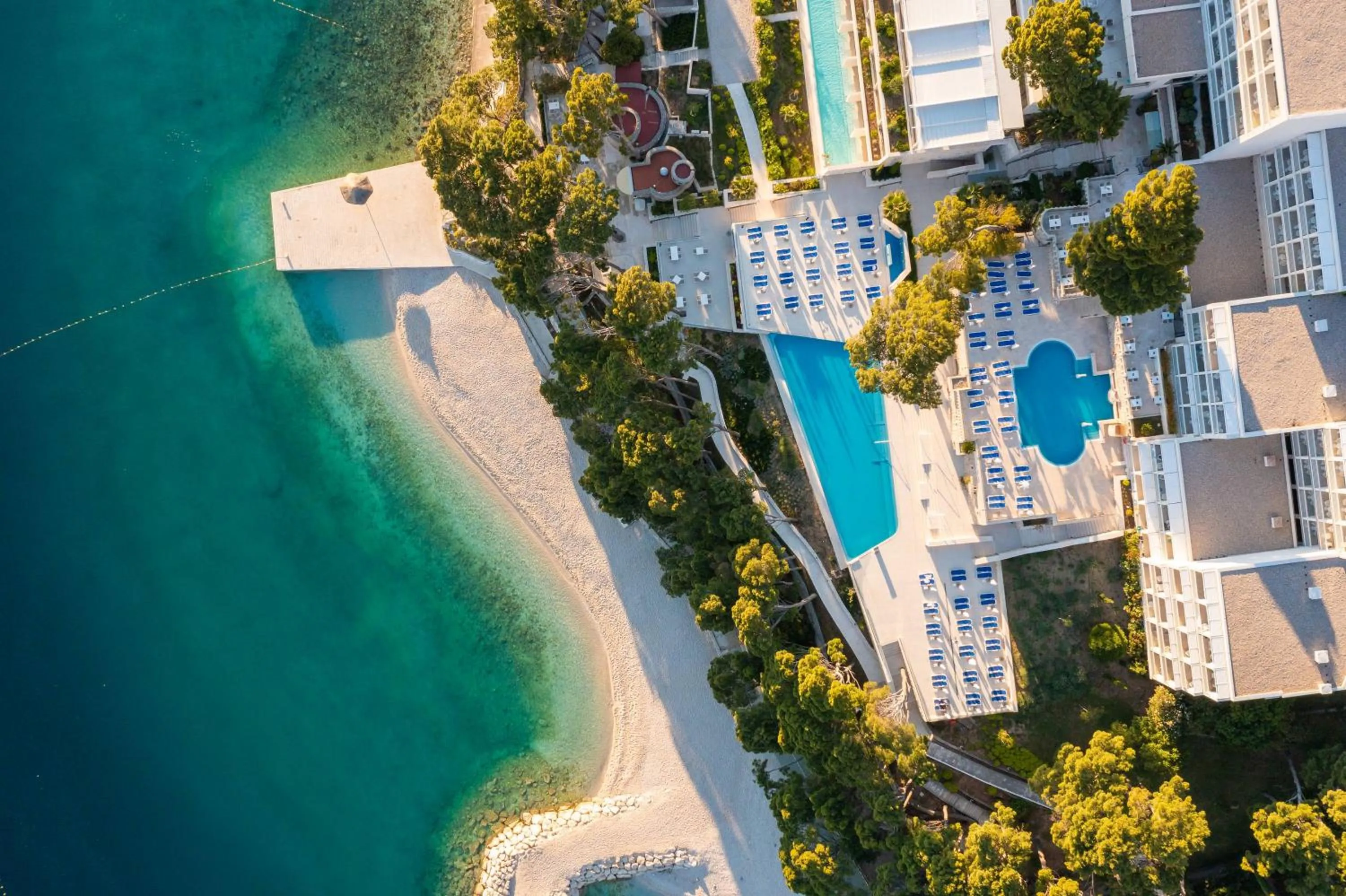 Swimming pool in Bluesun hotel Berulia