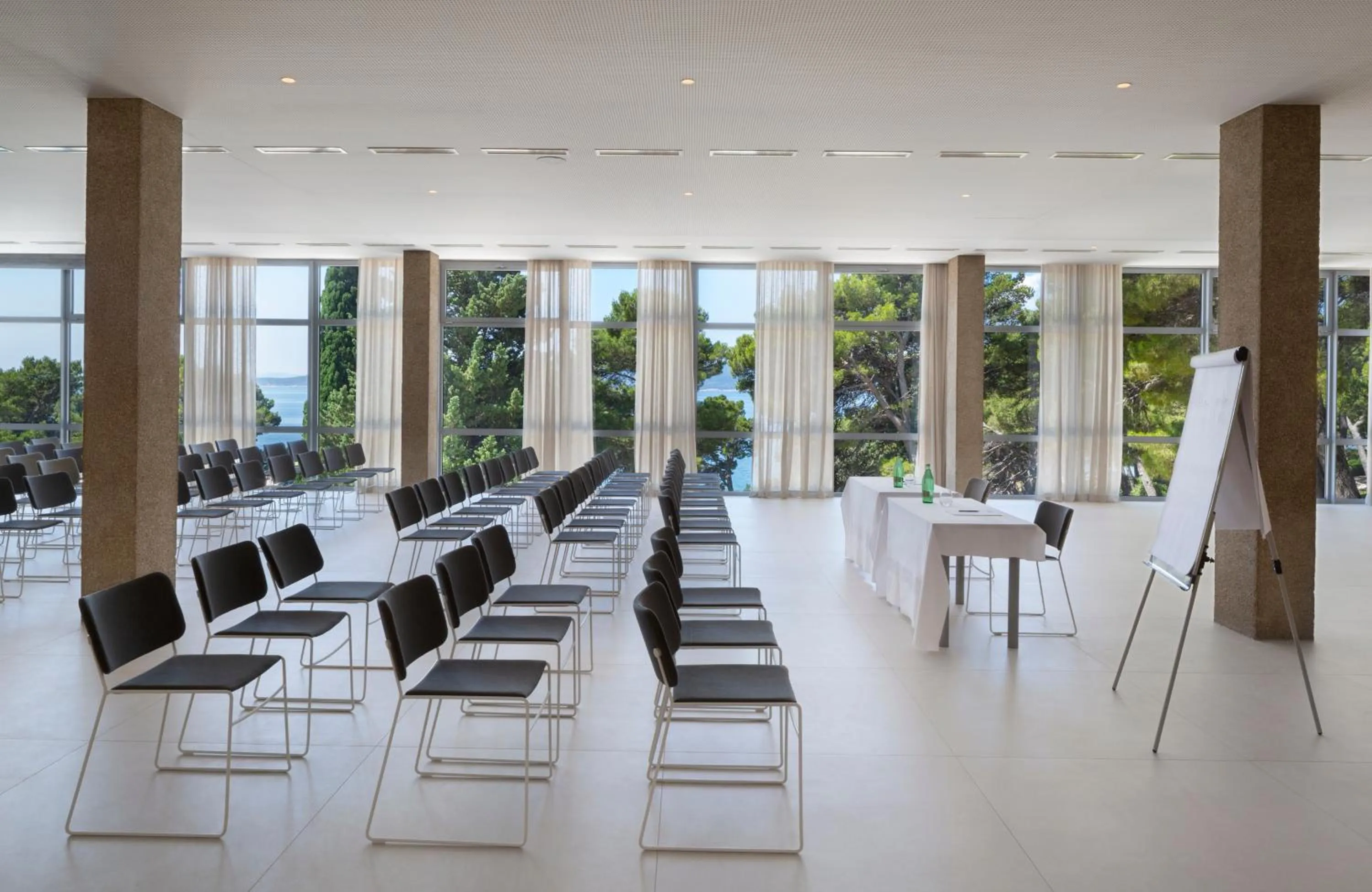 Meeting/conference room in Bluesun Hotel Maestral