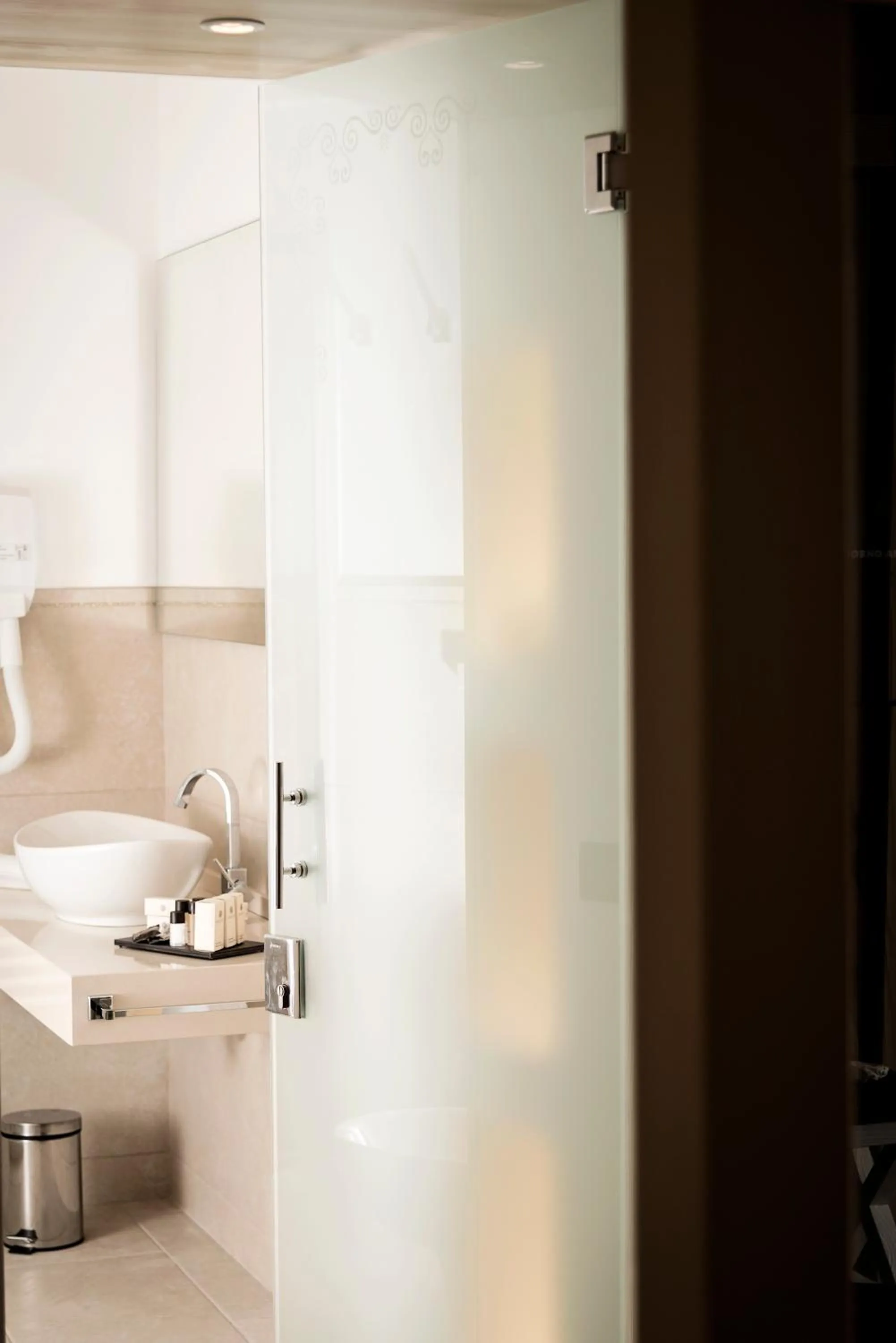 Bathroom in Masseria Muntibianchi AgriResort Restaurant & SPA
