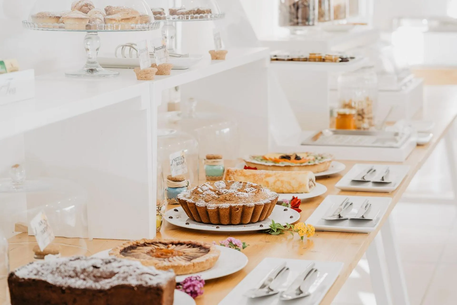 Food and drinks in Masseria Muntibianchi AgriResort Restaurant & SPA