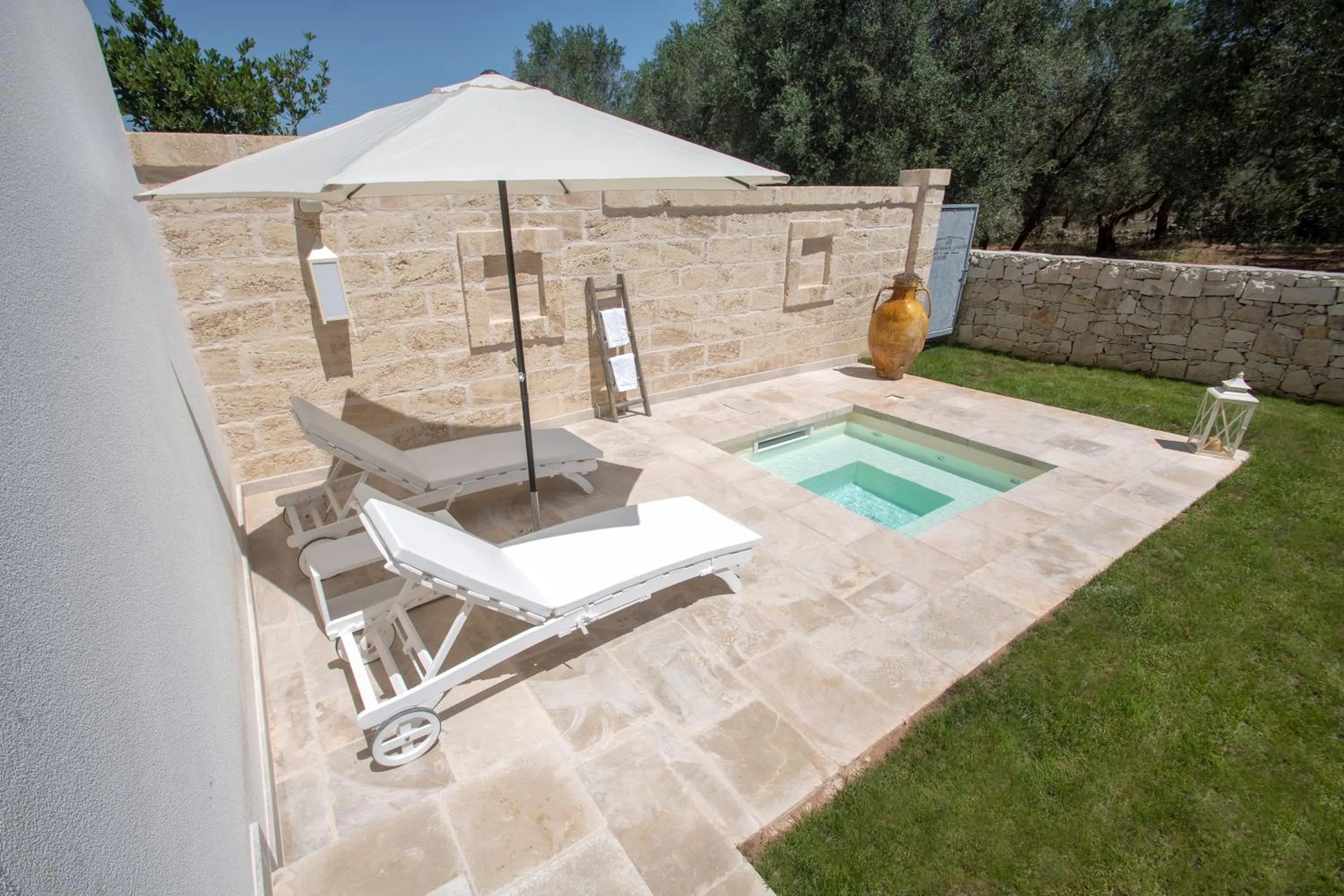 Day in Masseria Muntibianchi AgriResort Restaurant & SPA