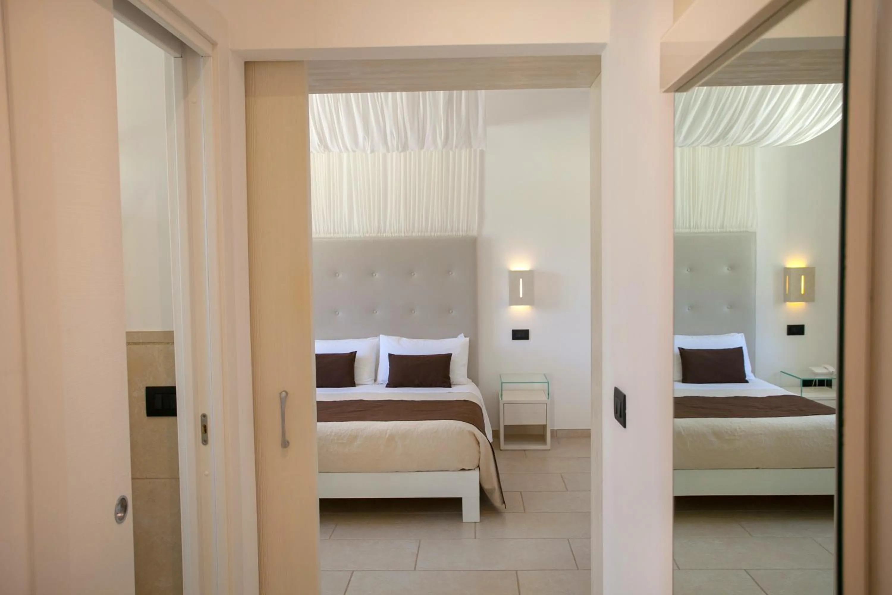 Bed in Masseria Muntibianchi AgriResort Restaurant & SPA