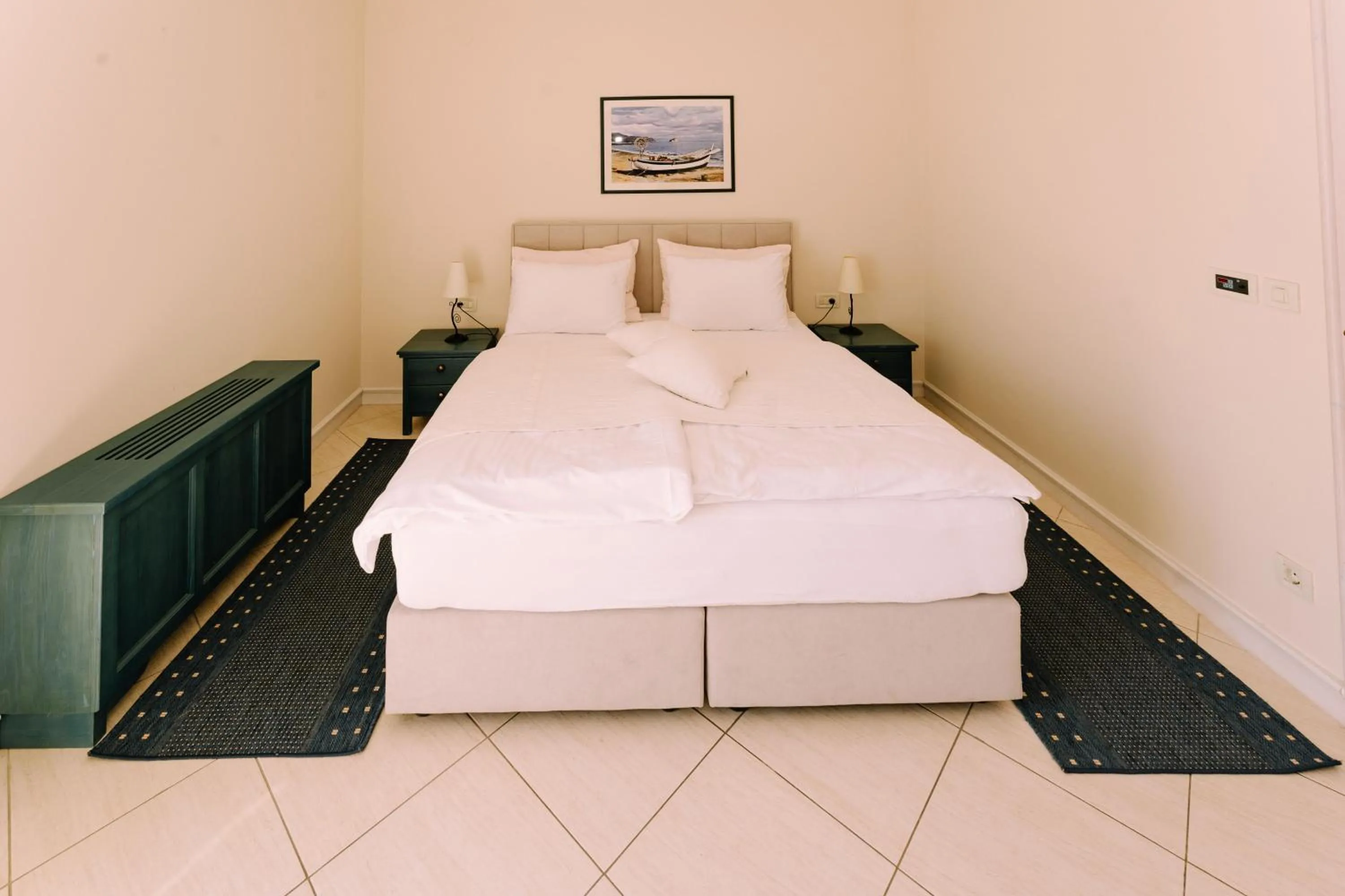 Bed in Hotel Abalone