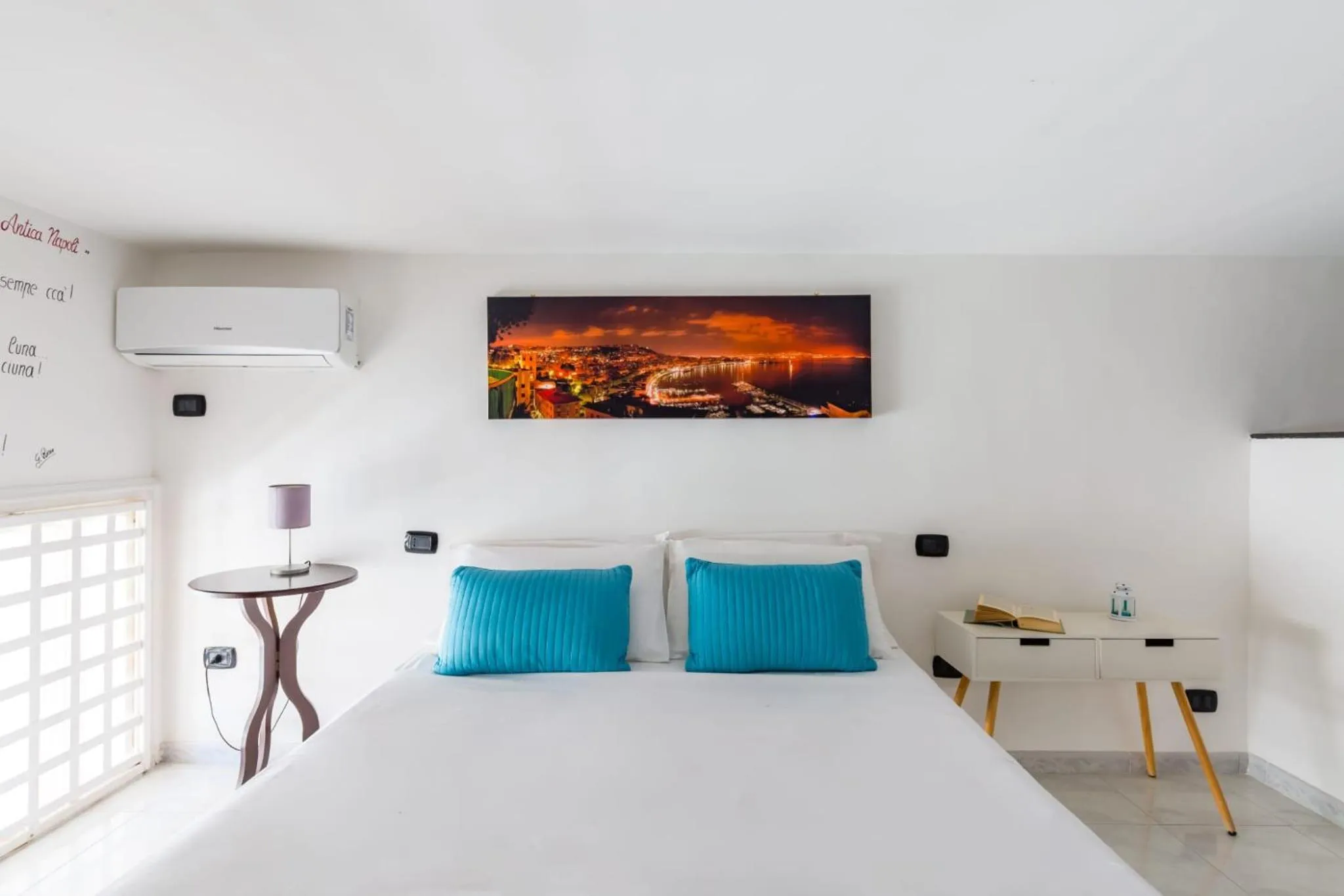 Bed in B&B Antica Napoli