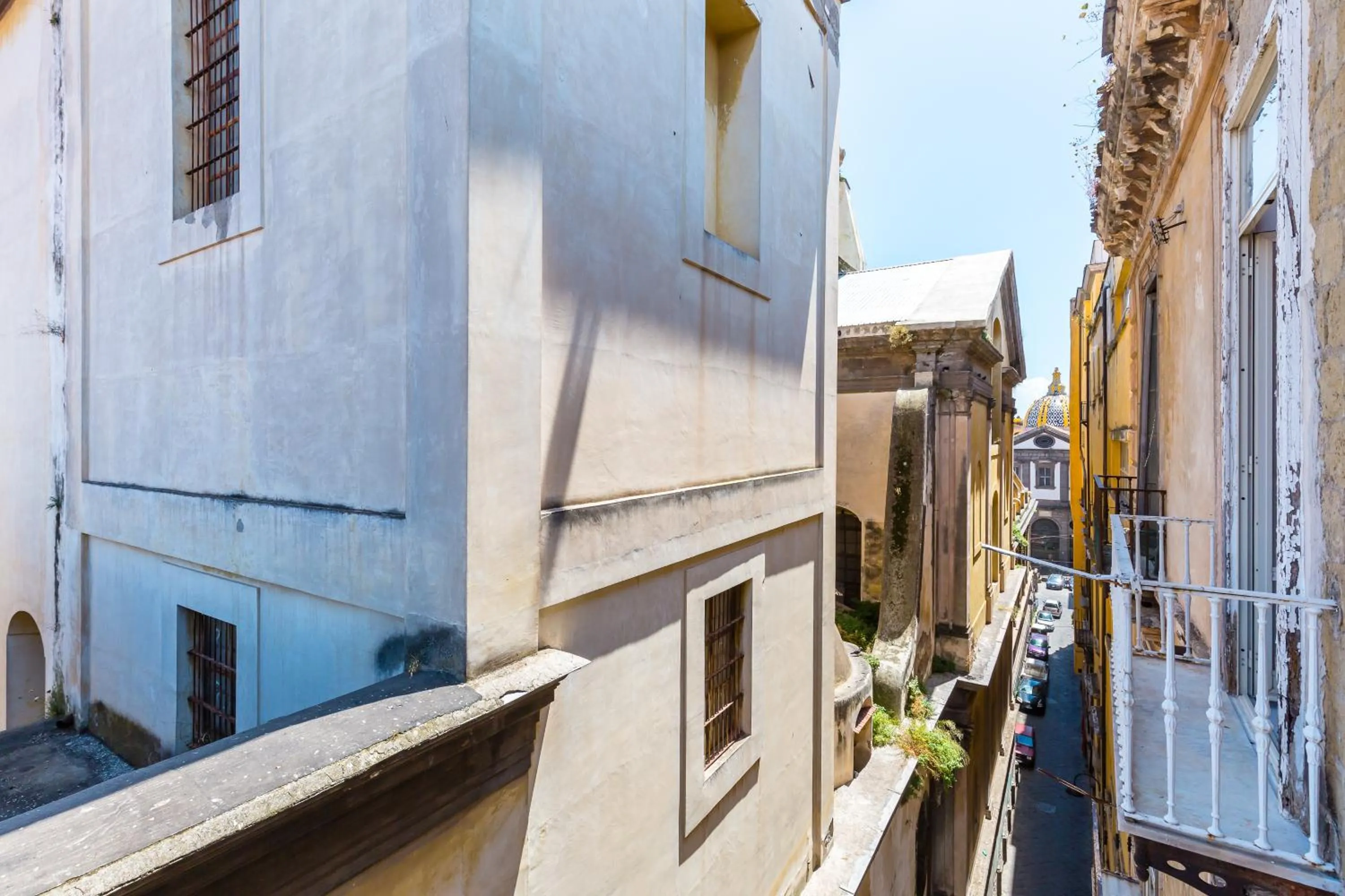 Neighbourhood in B&B Antica Napoli