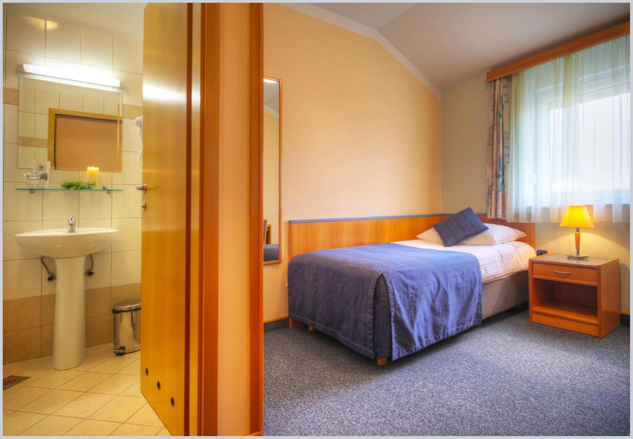 Bathroom, Bed in Guest Accomodation Tamaris