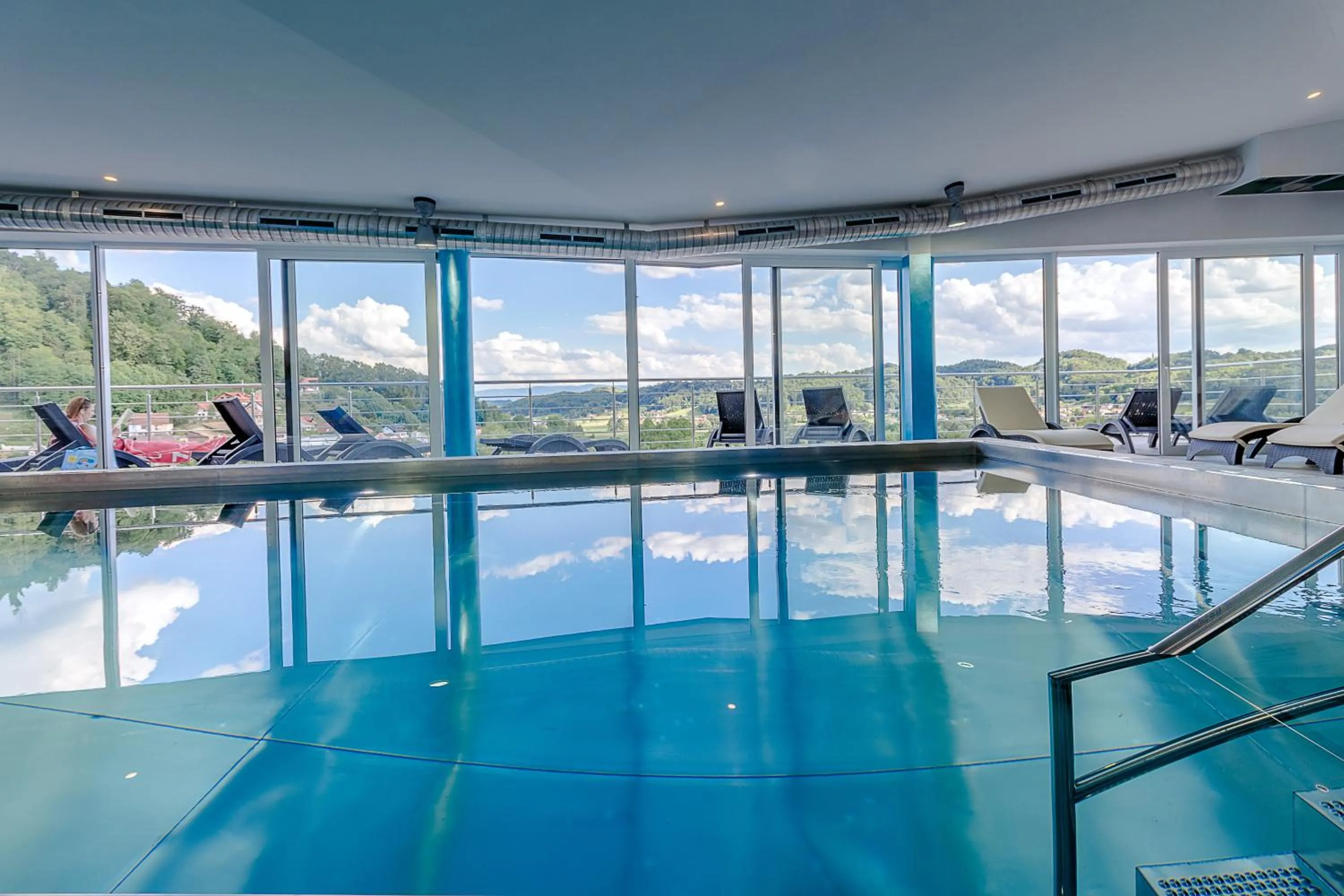 Swimming pool in Wellness Hotel Villa Magdalena