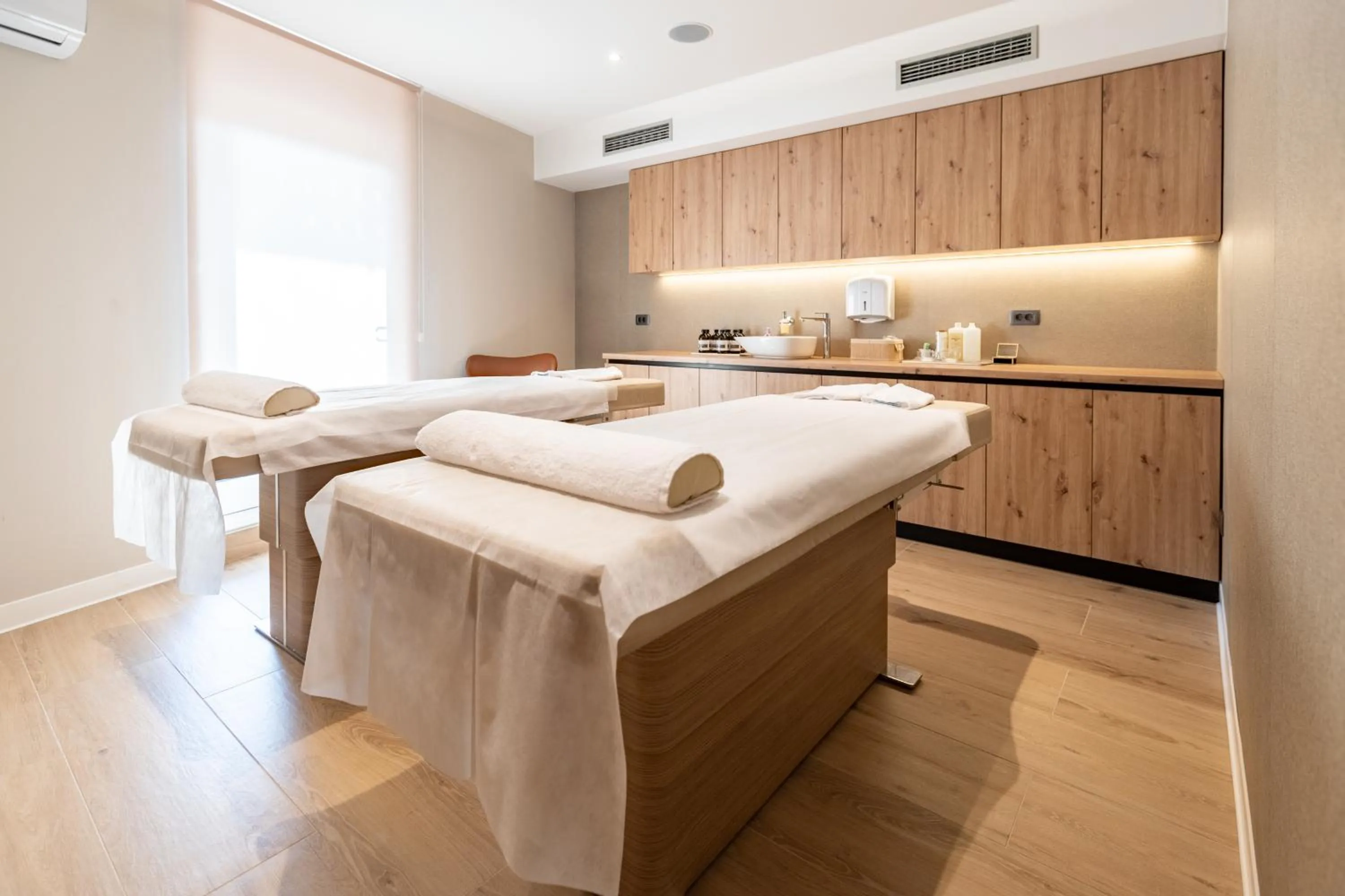 Massage, Bed in Wellness Hotel Villa Magdalena
