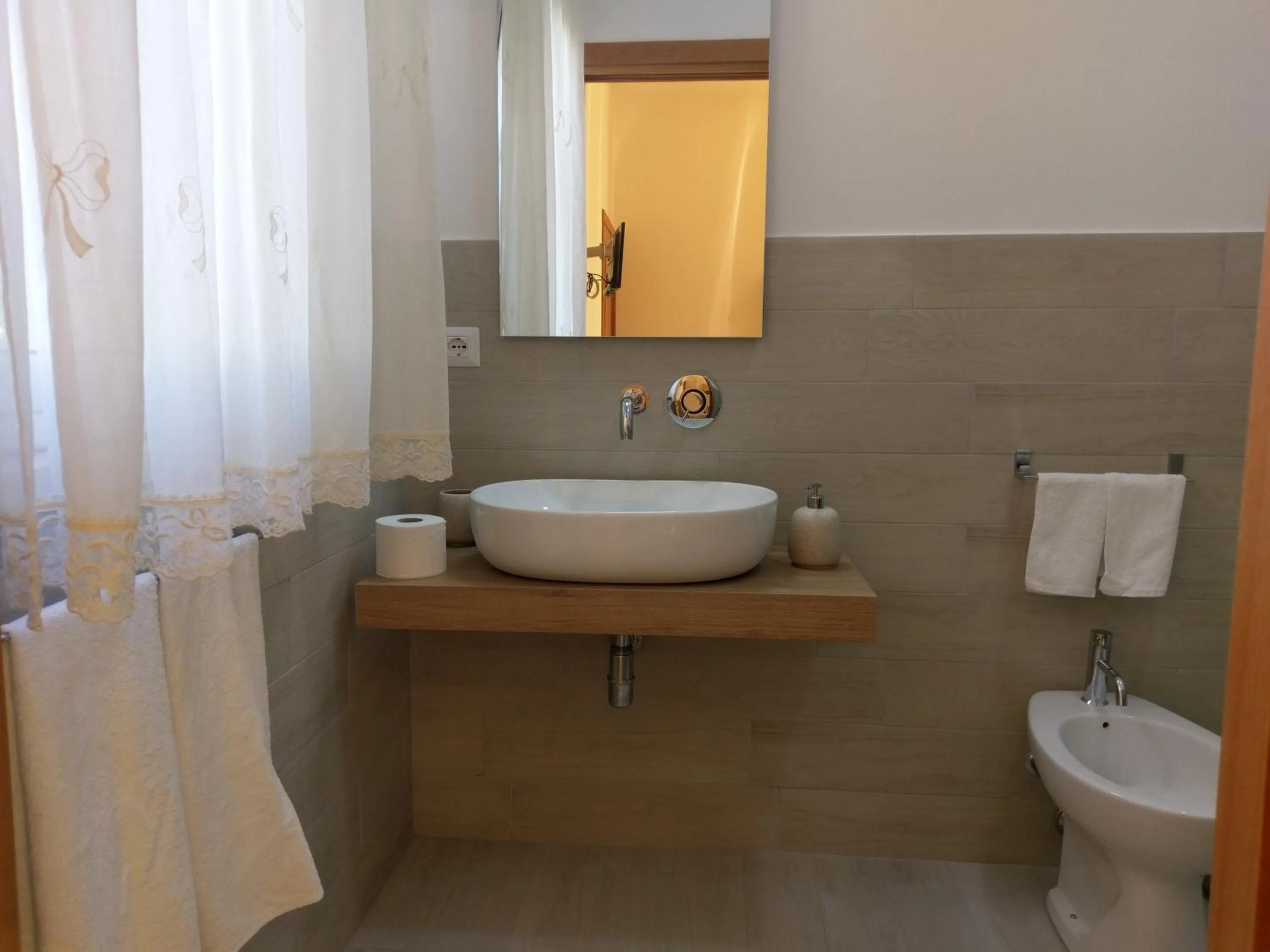 Shower in B&B Villa Maiolica