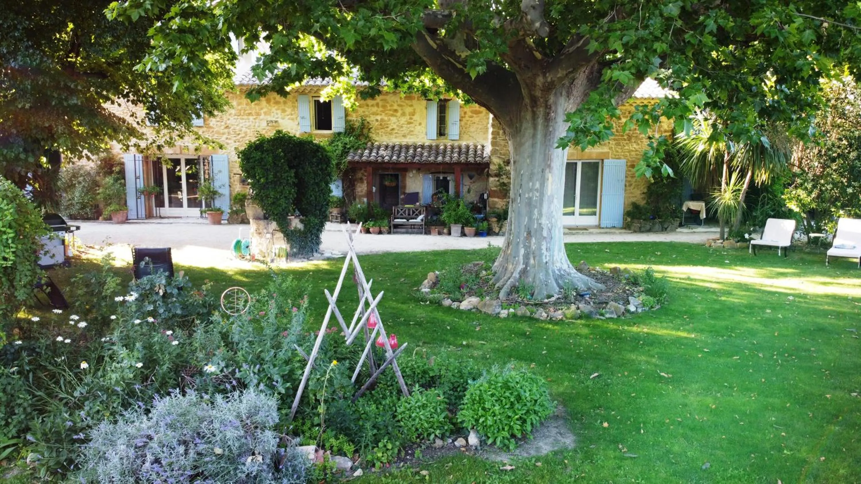 Facade/entrance in Mas du Clos de l'Escarrat
