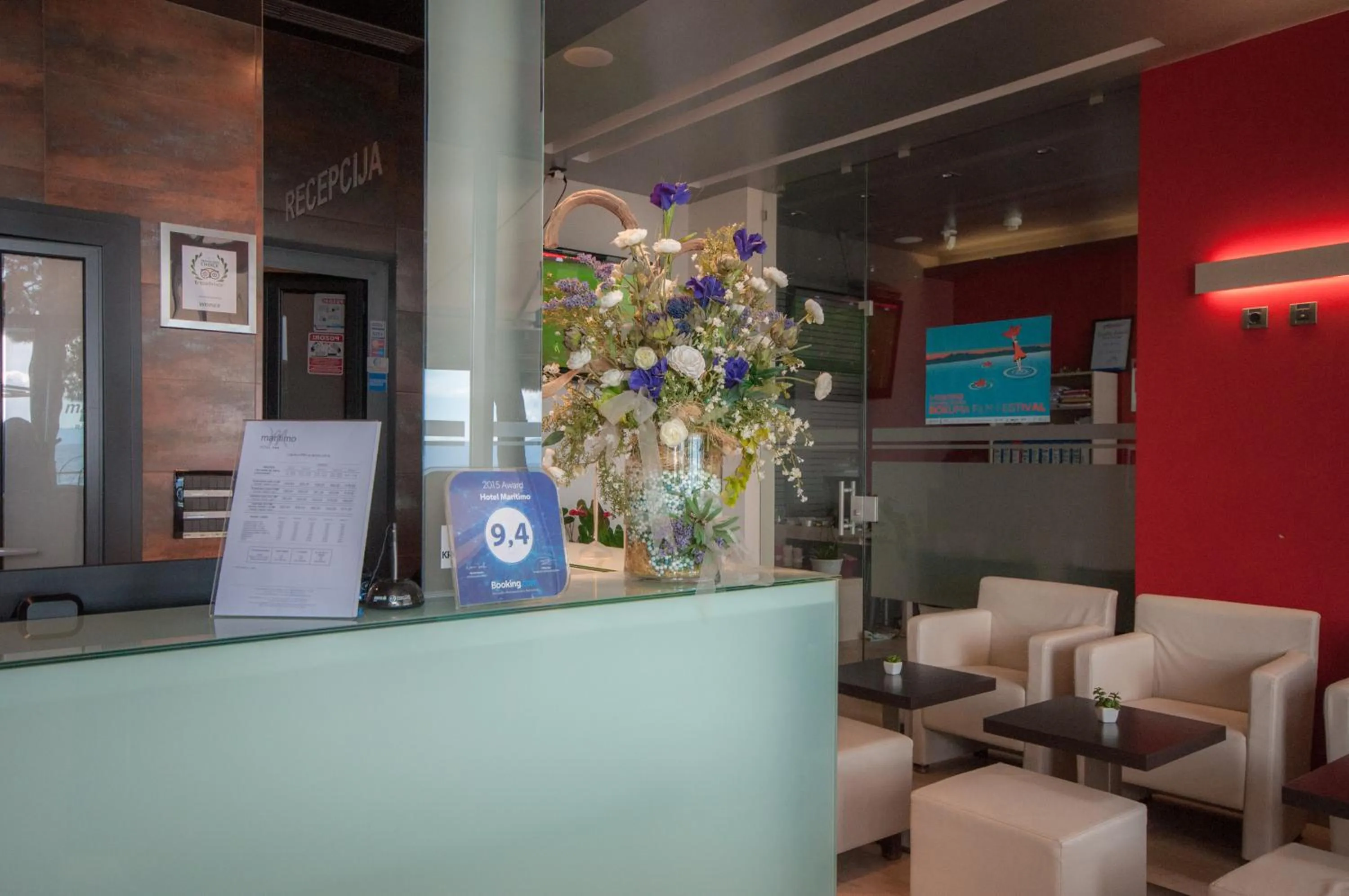 Lobby or reception in Hotel Maritimo