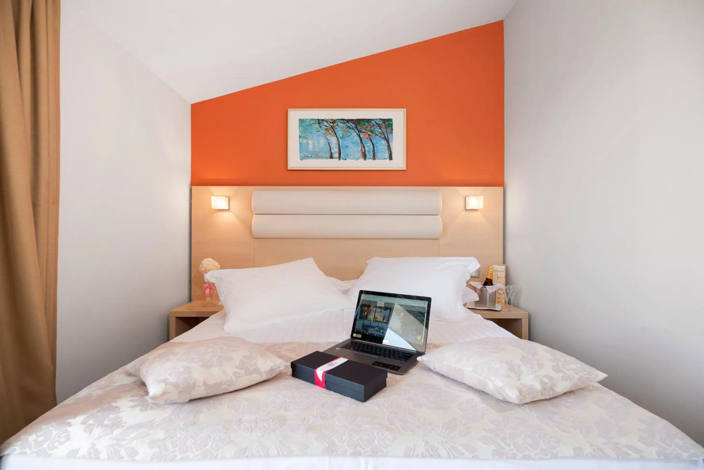 Bed in Hotel Maritimo