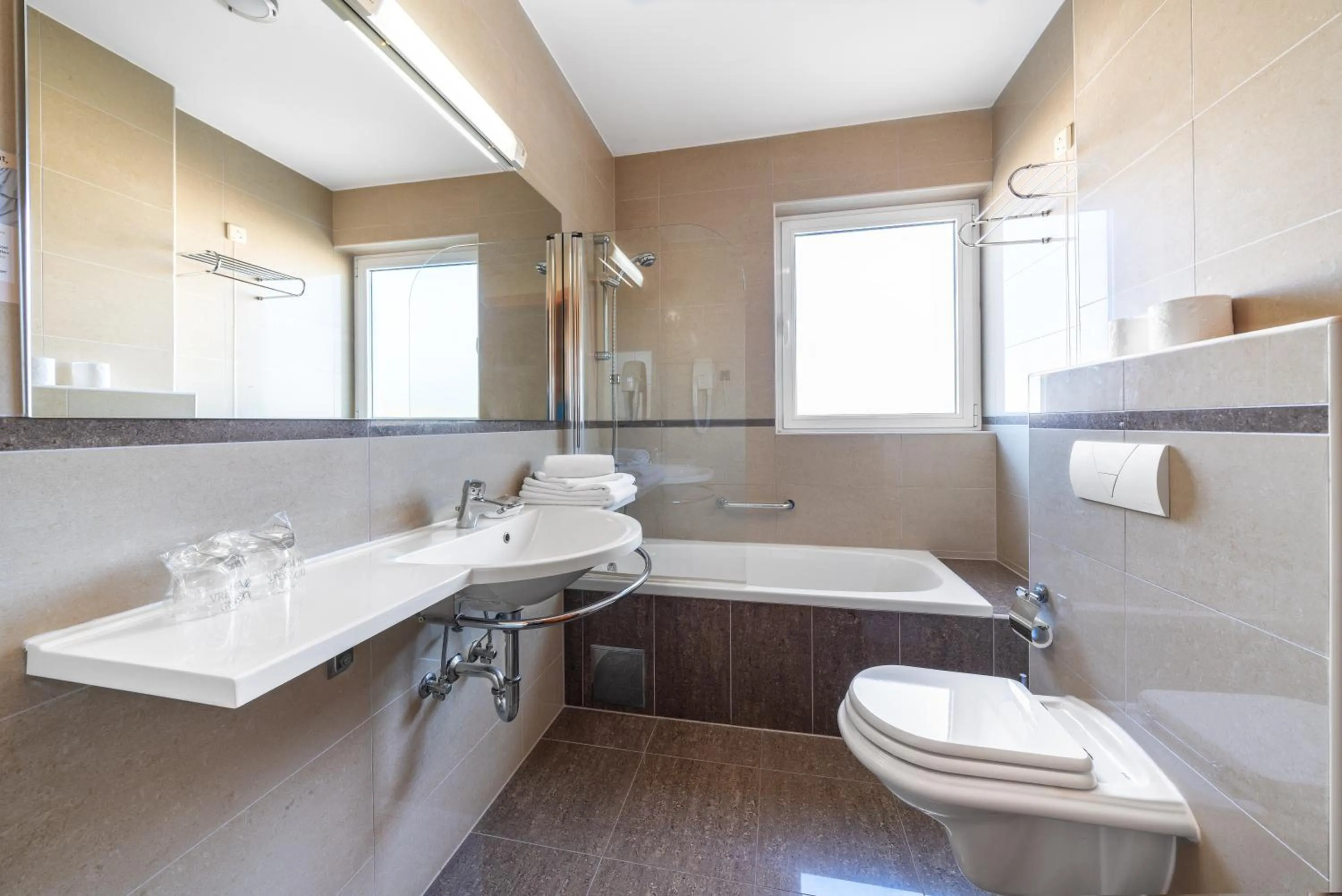 Bathroom in Hotel Duje