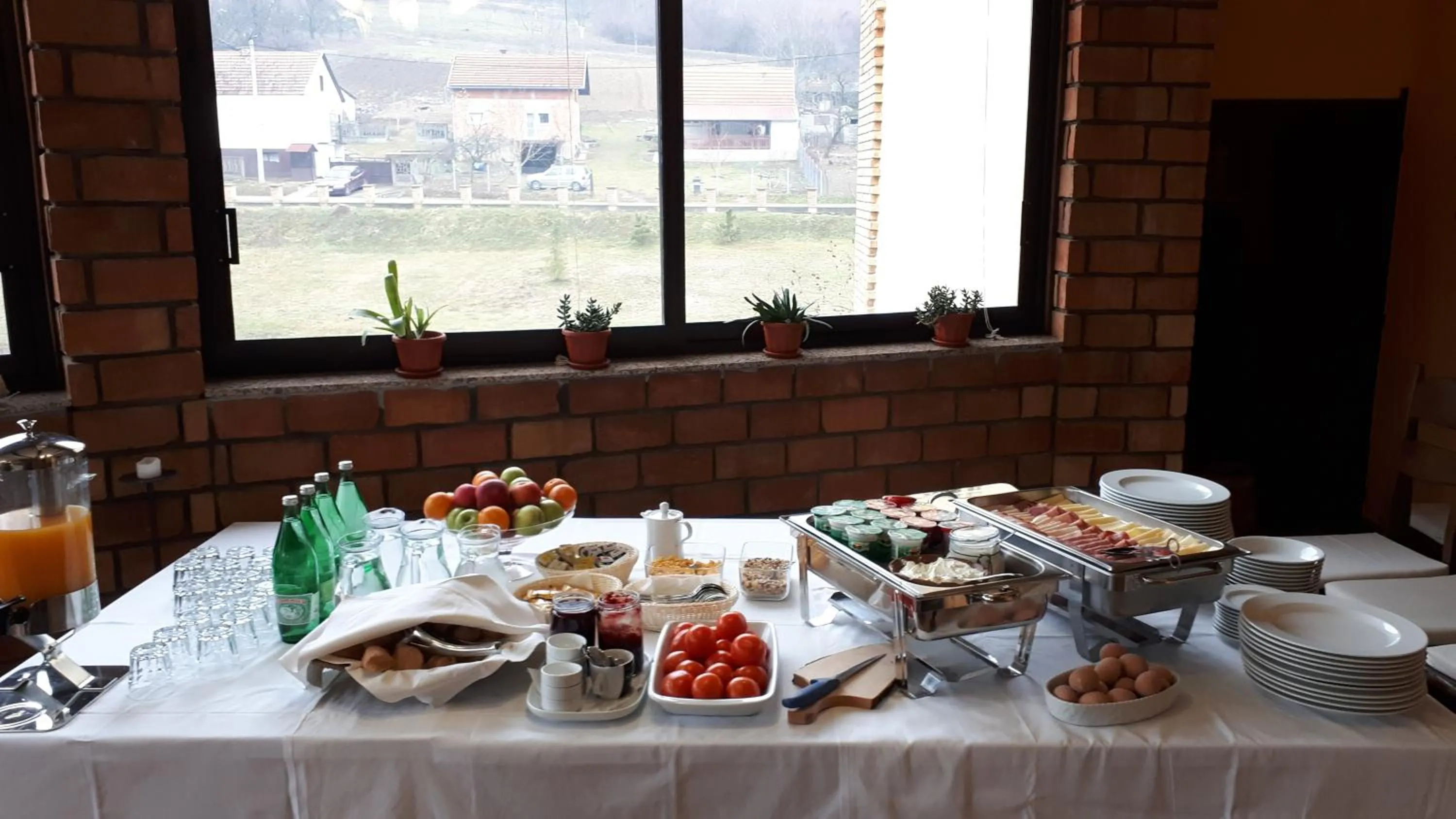 Buffet breakfast in Stupnički Dvori Winery Hotel