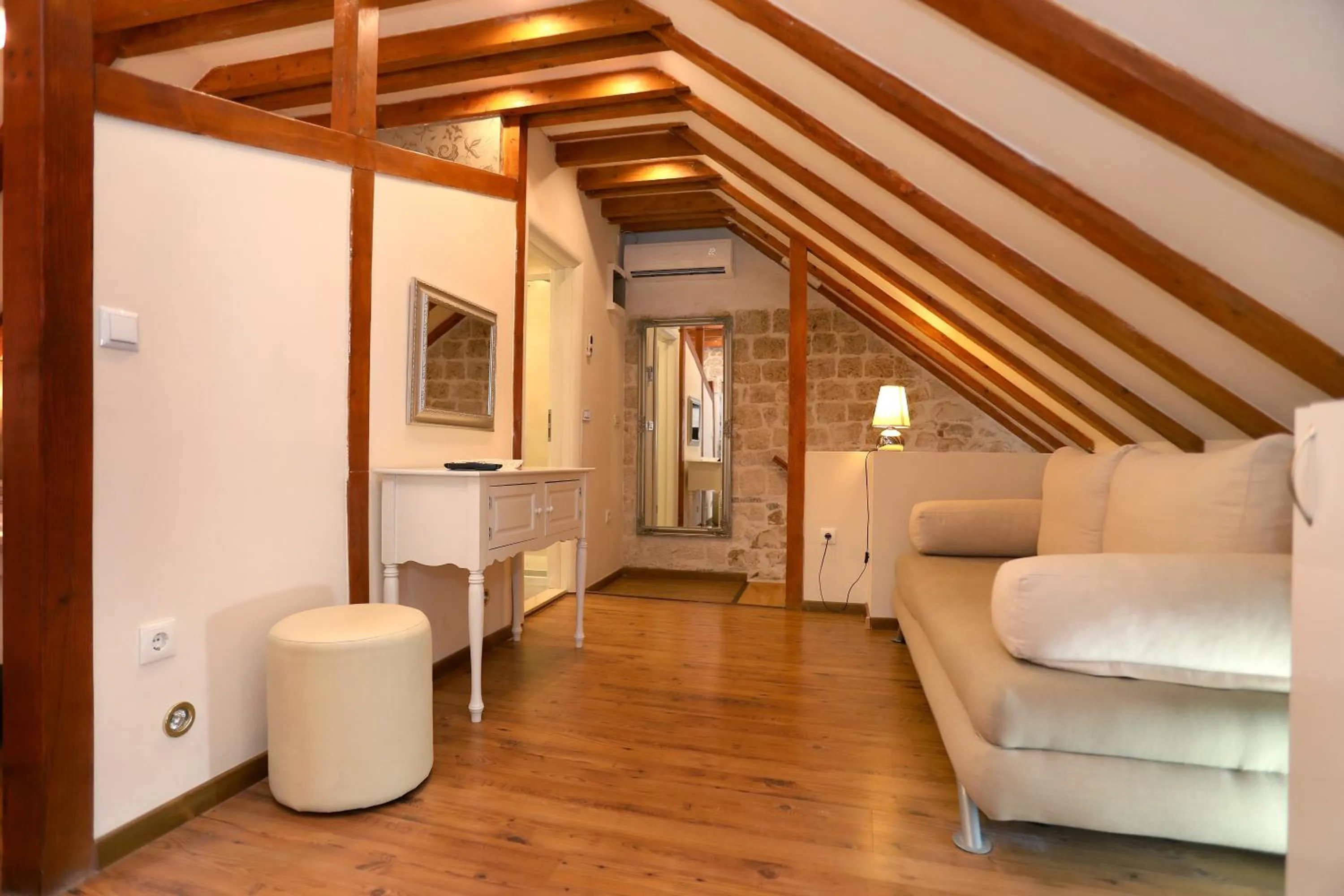 Seating area in Villa Carrara