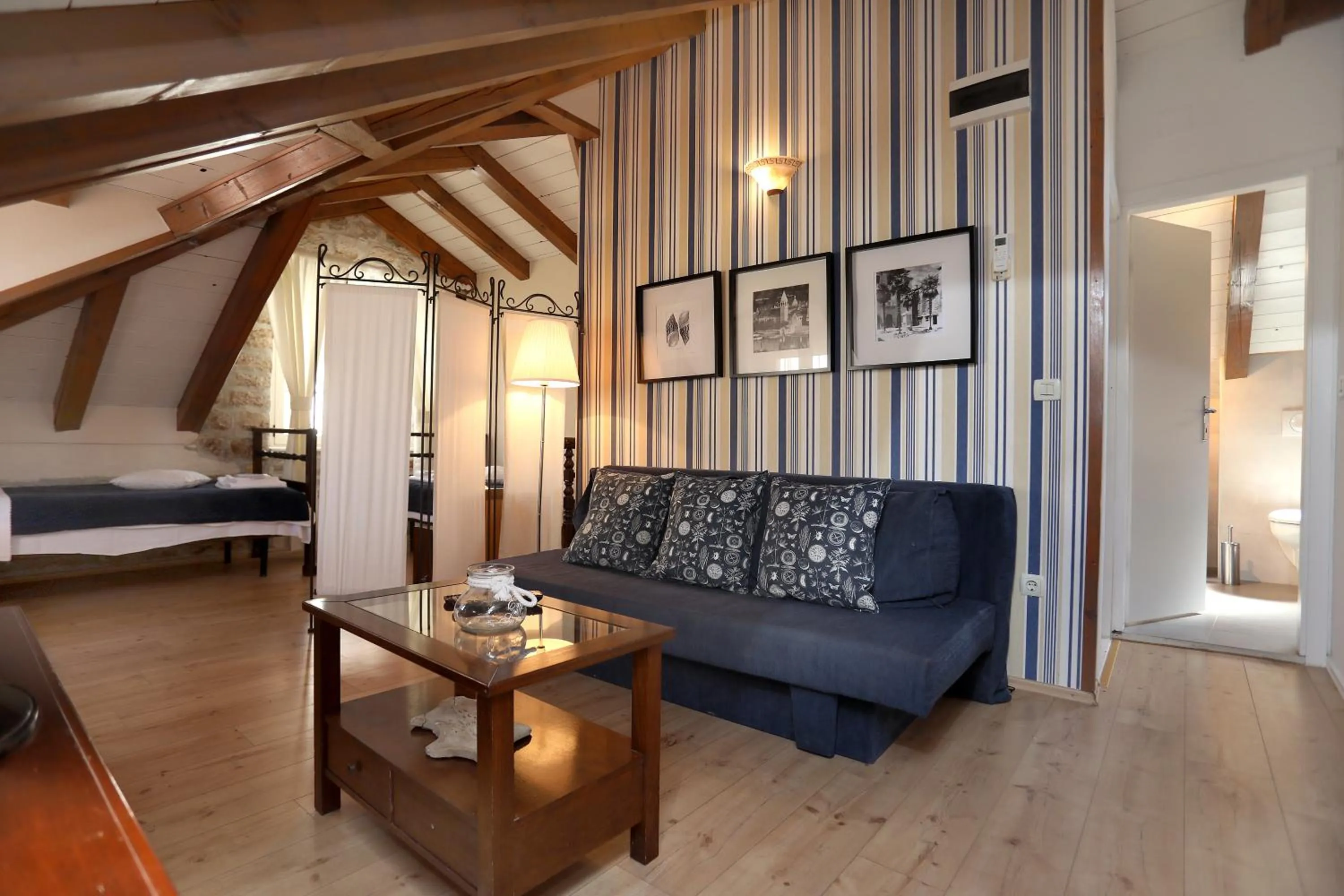 Seating area in Villa Carrara