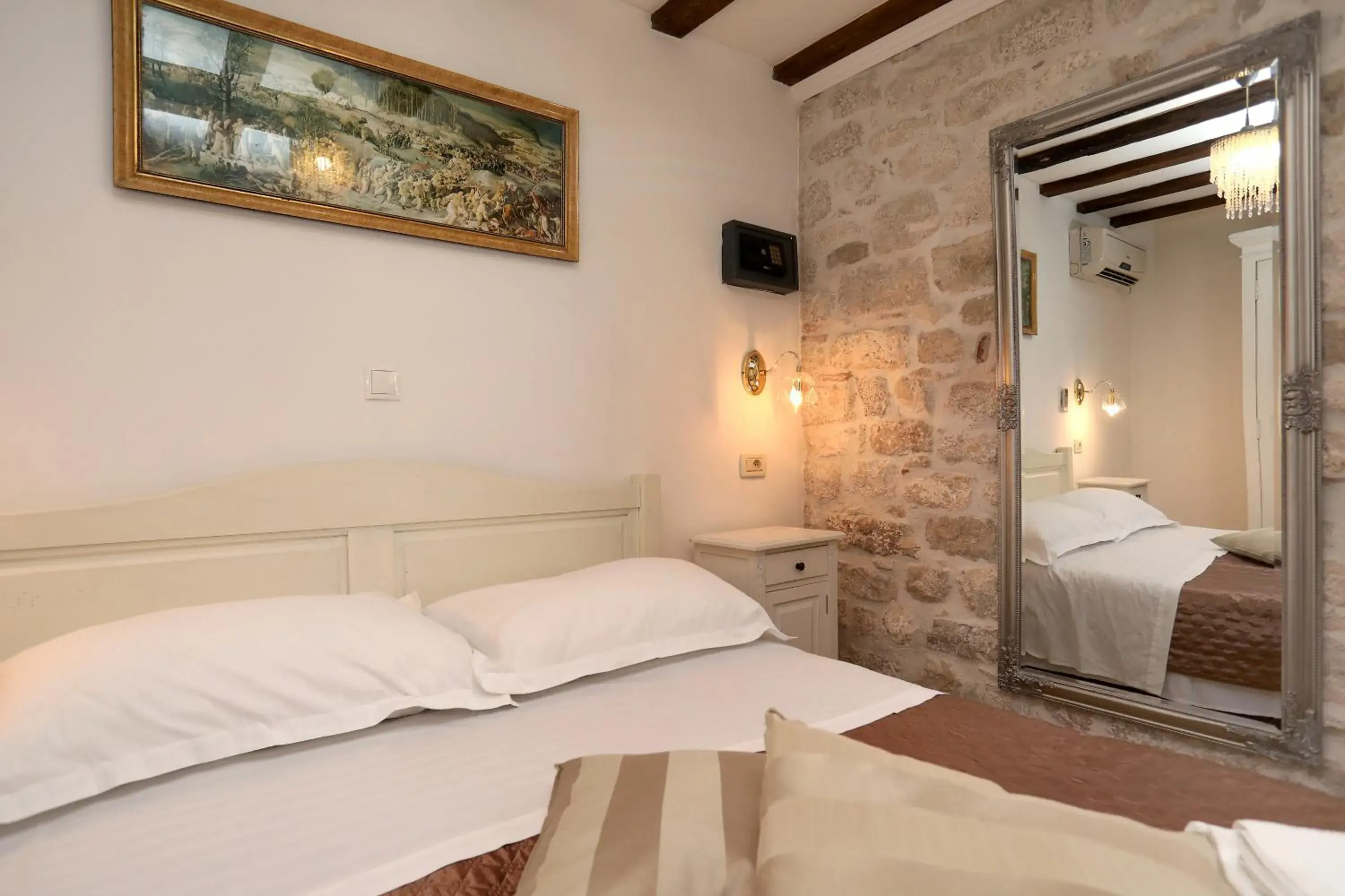 Double Room in Villa Carrara Double Room in Villa Carrara