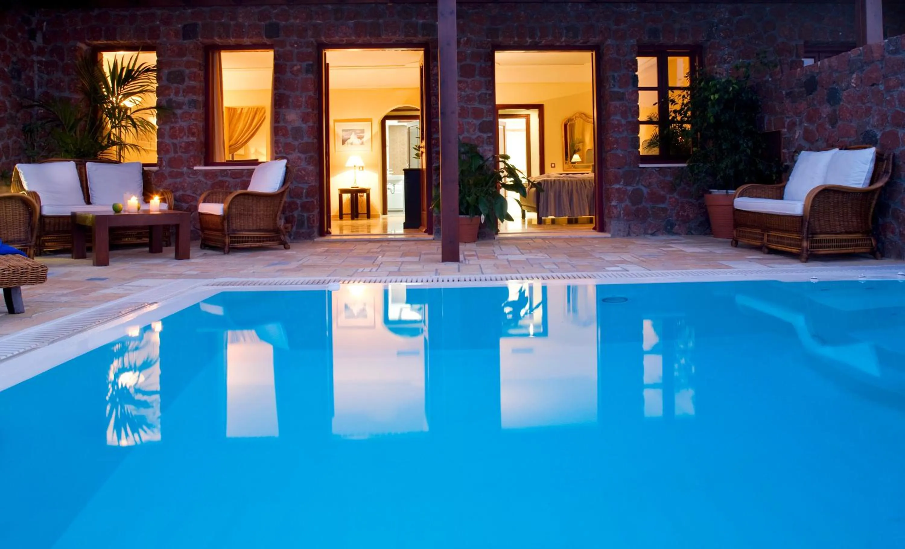 Swimming pool in Maison Des Lys - Luxury Suites