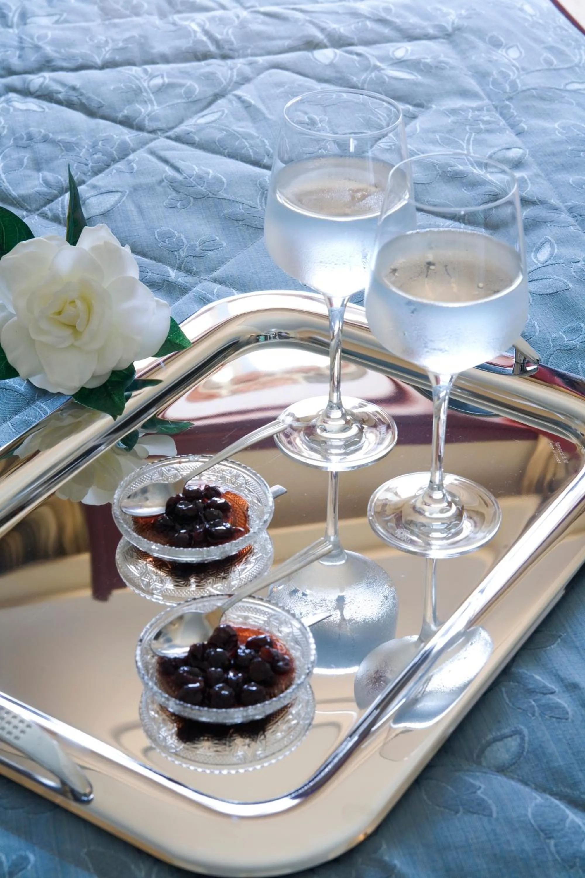 Breakfast in Maison Des Lys - Luxury Suites