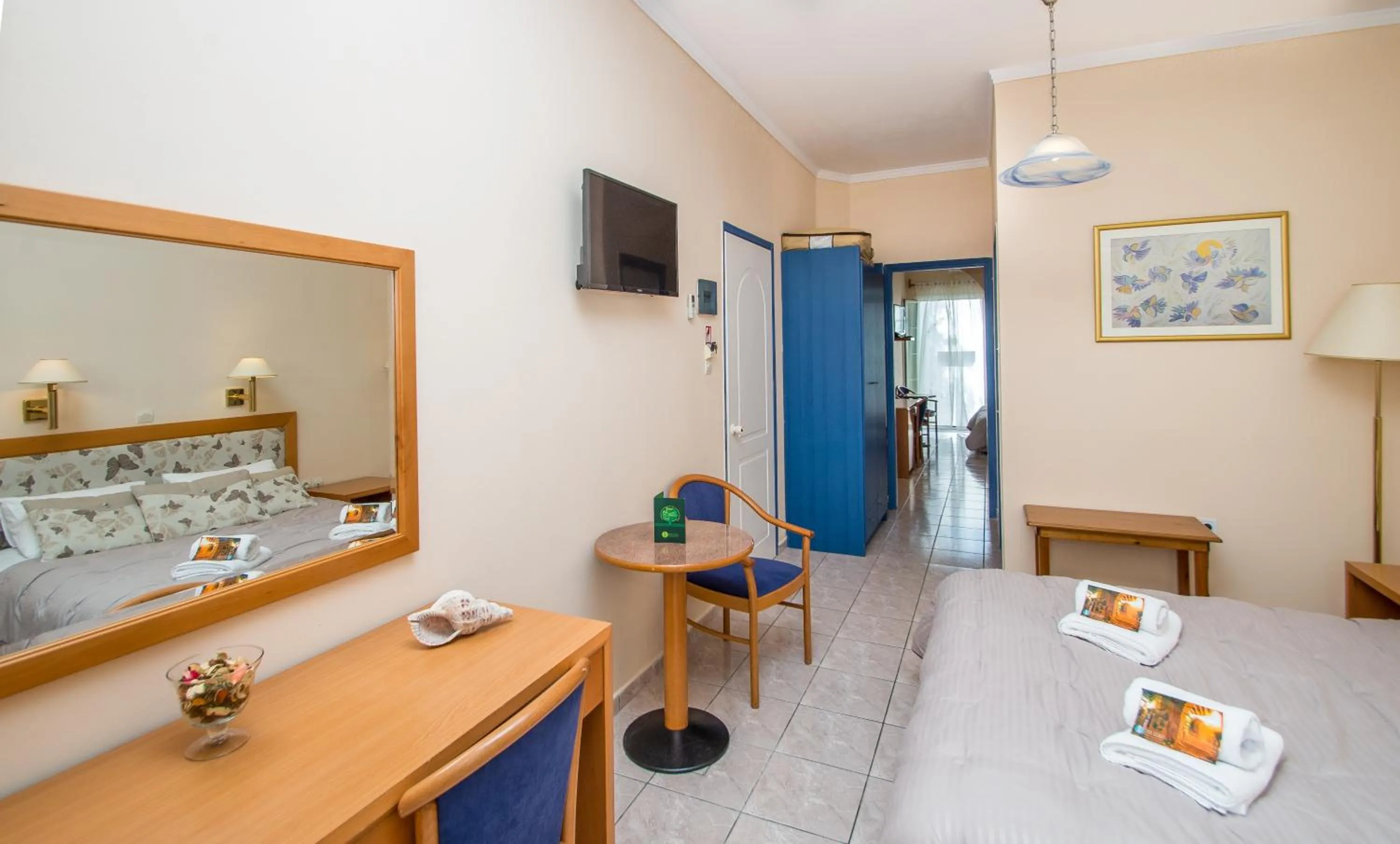 Bedroom, Bed in Syros Atlantis