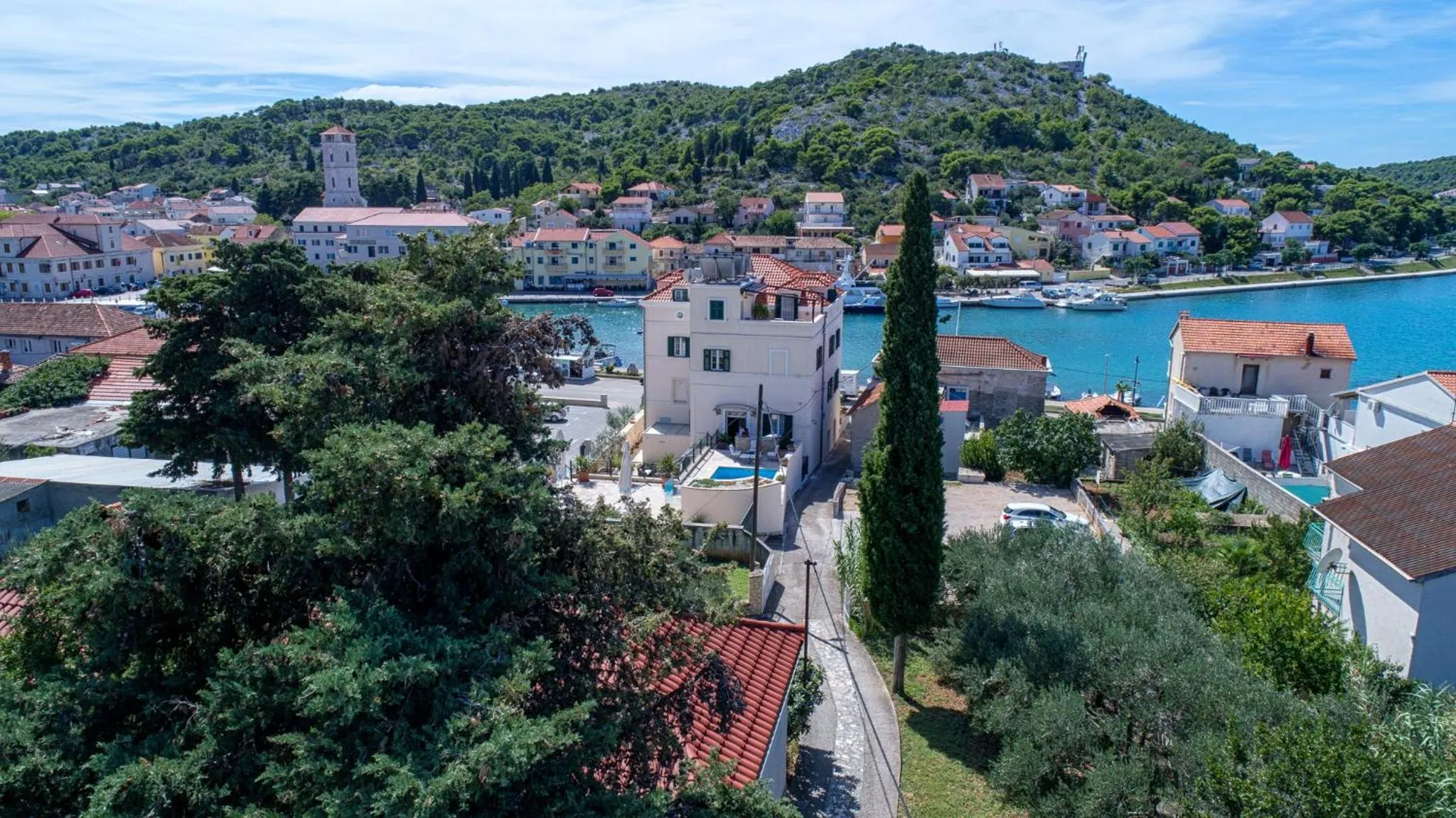 Neighbourhood in Heritage Hotel Tisno