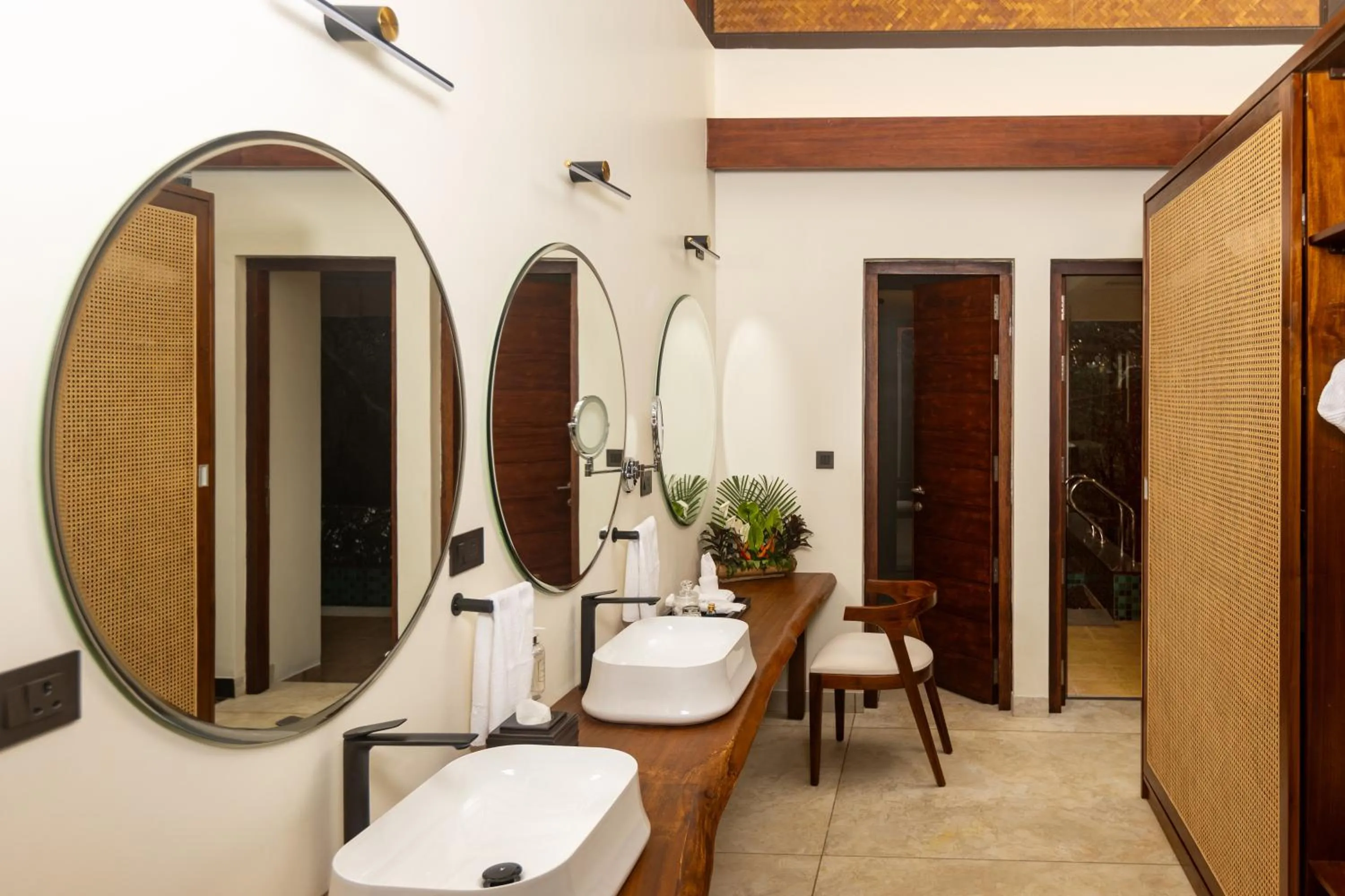 The IBNII - Eco Luxury Resort