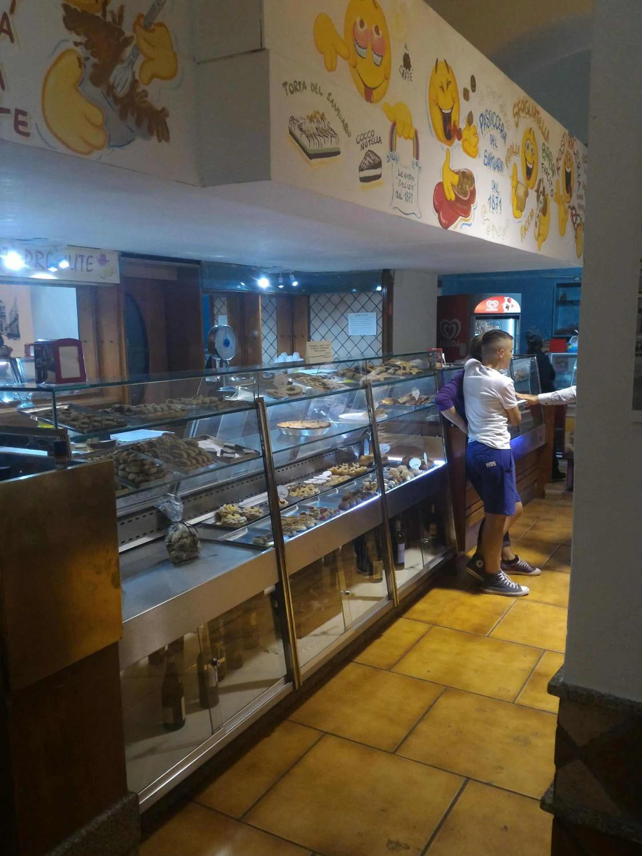 Restaurant/Places to Eat in Hotel Santuario