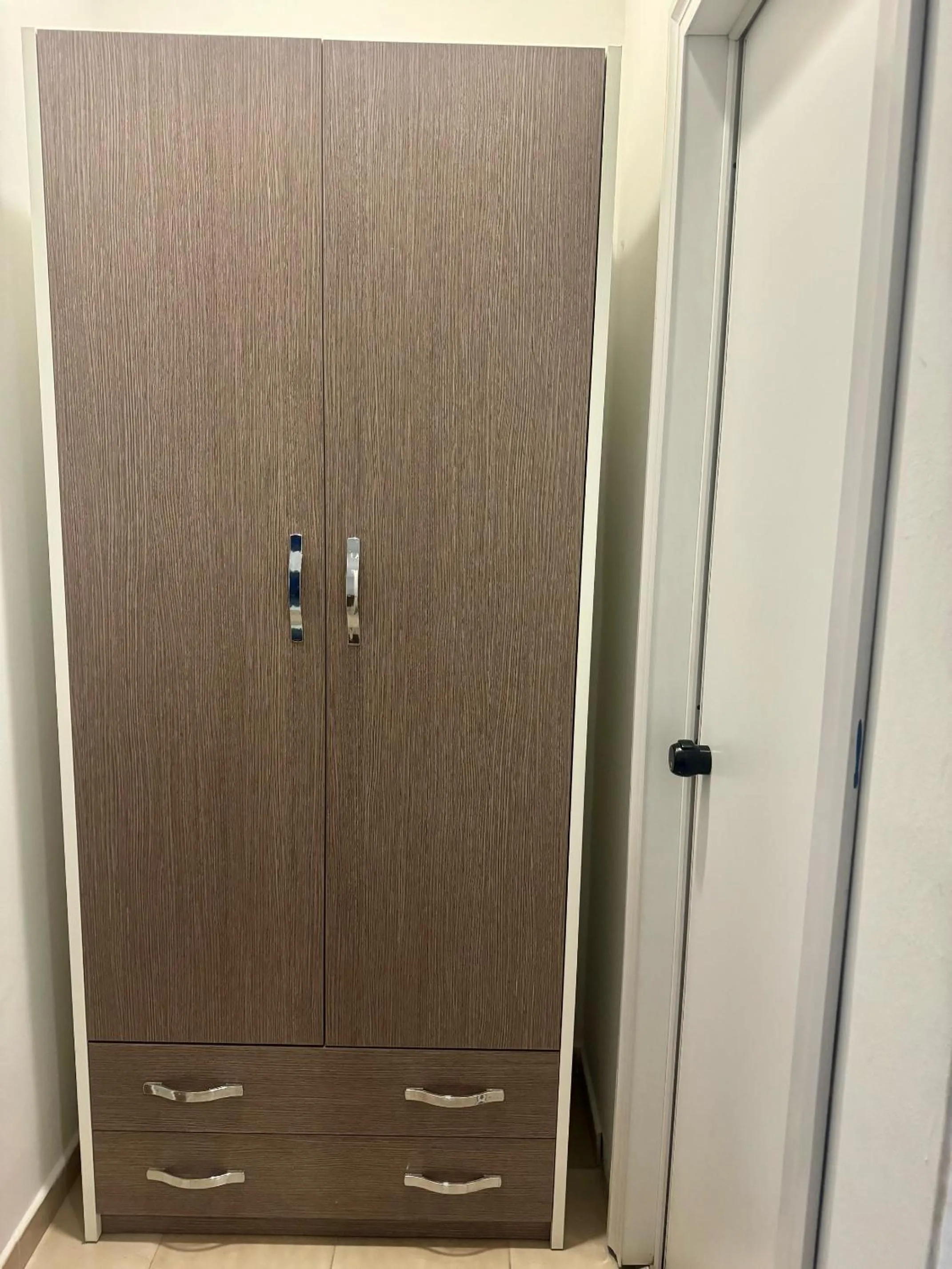 wardrobe, Bathroom in Hotel Santuario