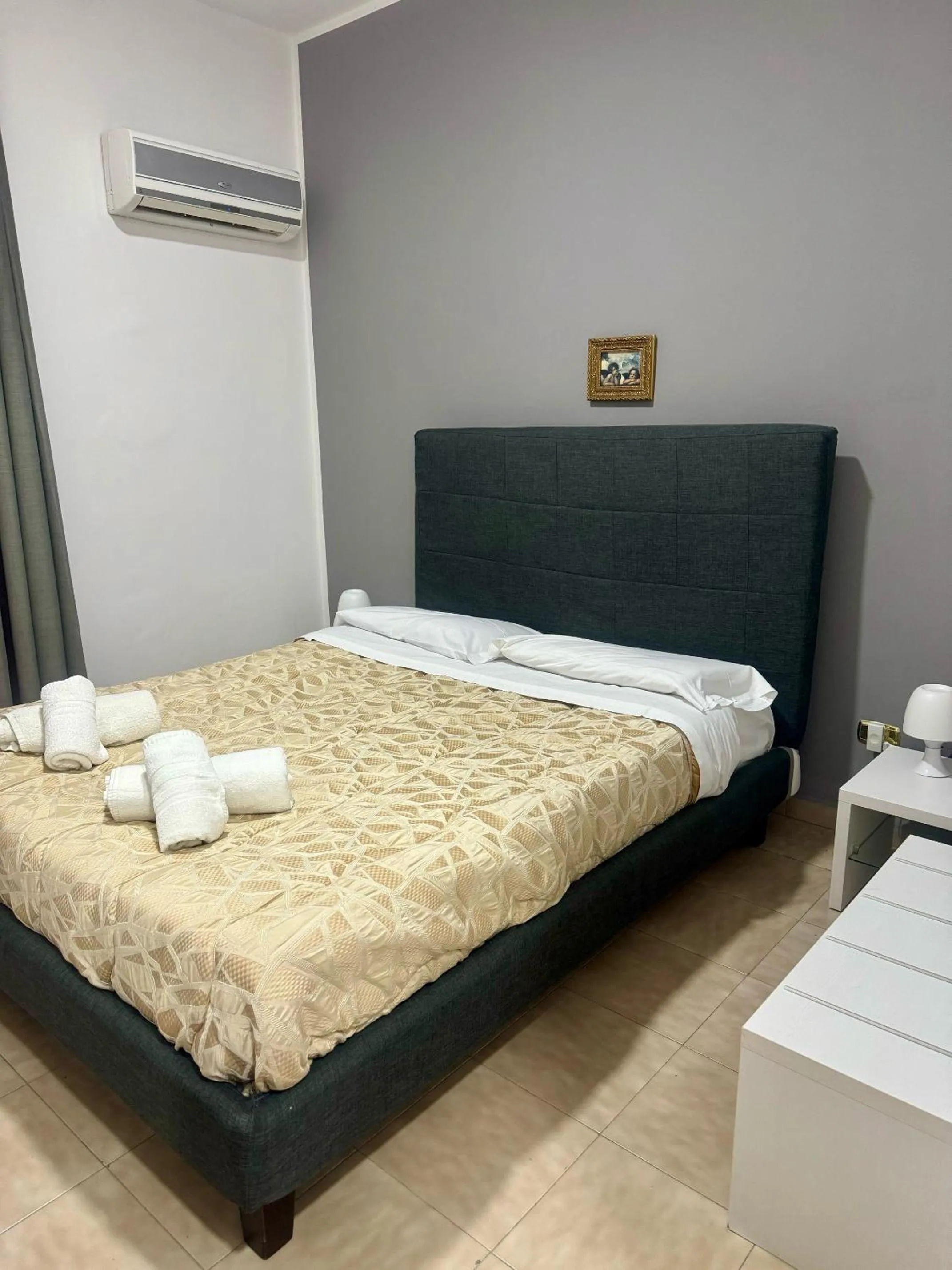 Bed in Hotel Santuario