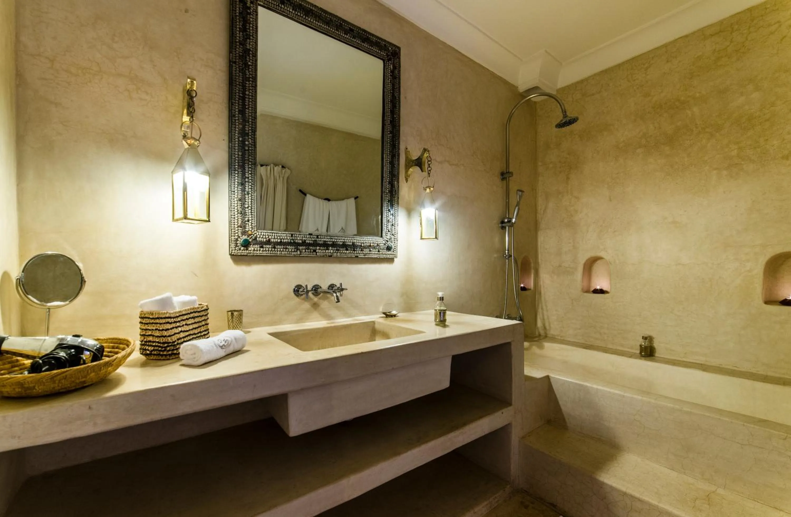 Bathroom in Riad See Moon And Spa