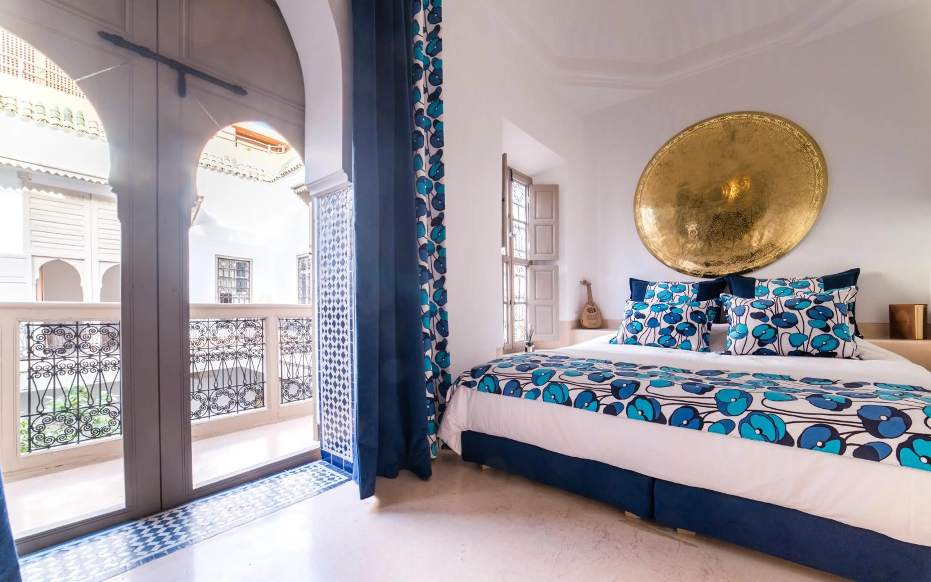 Bed in Riad See Moon And Spa