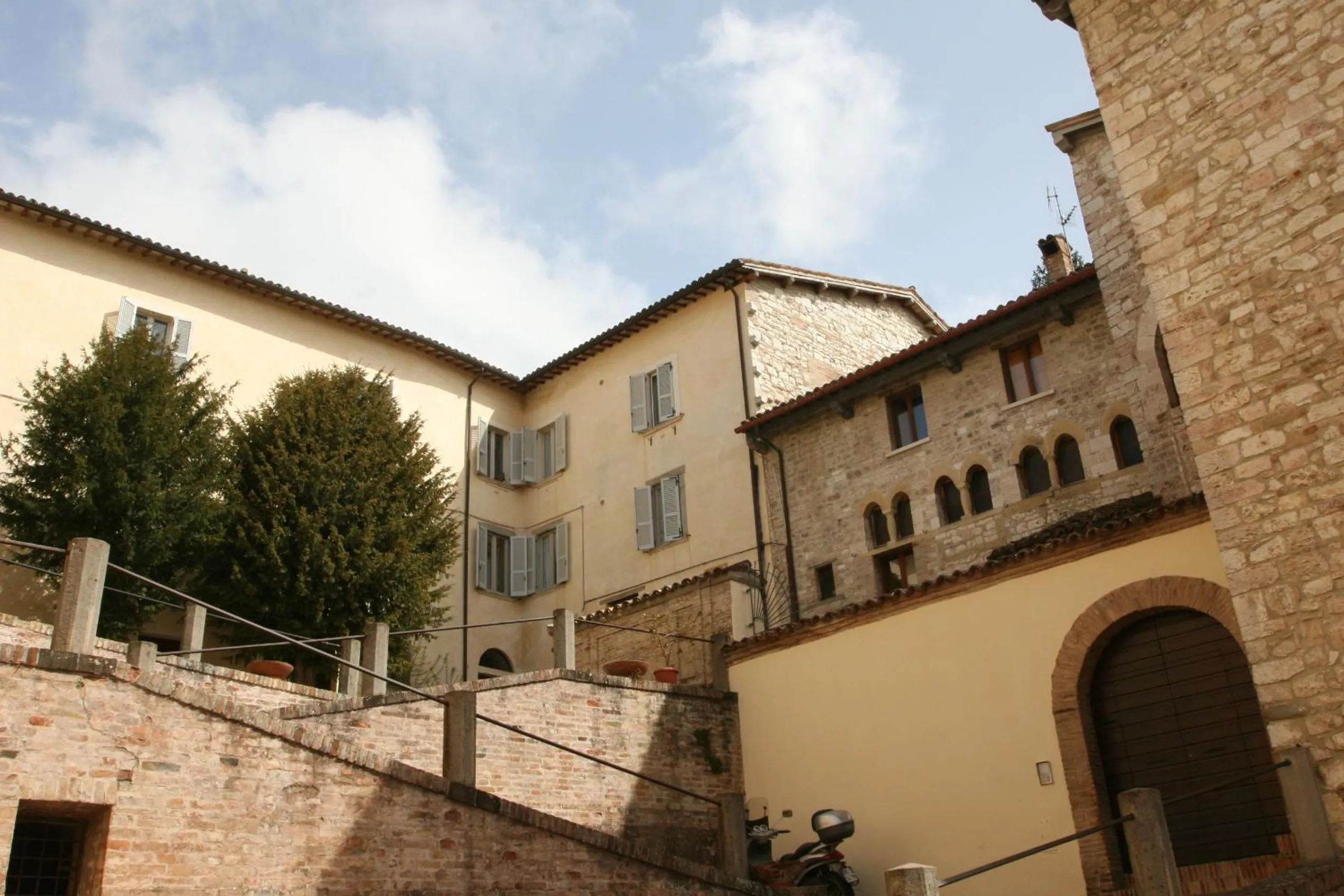 Property building in Vescovado 7