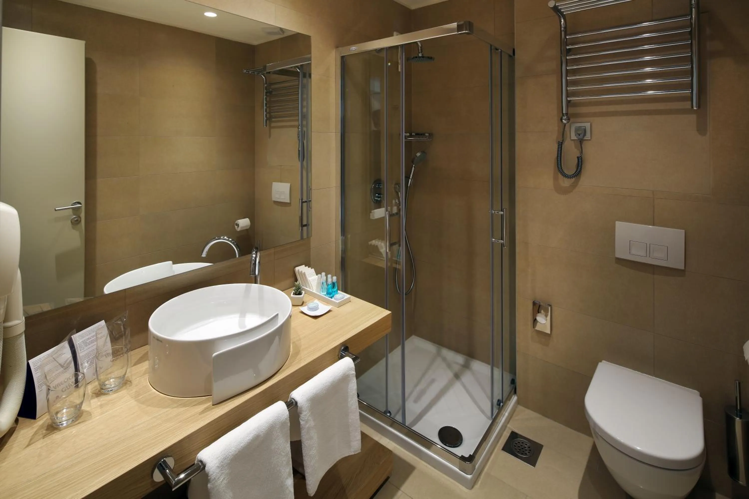 Shower in Boutique Hotel Adoral