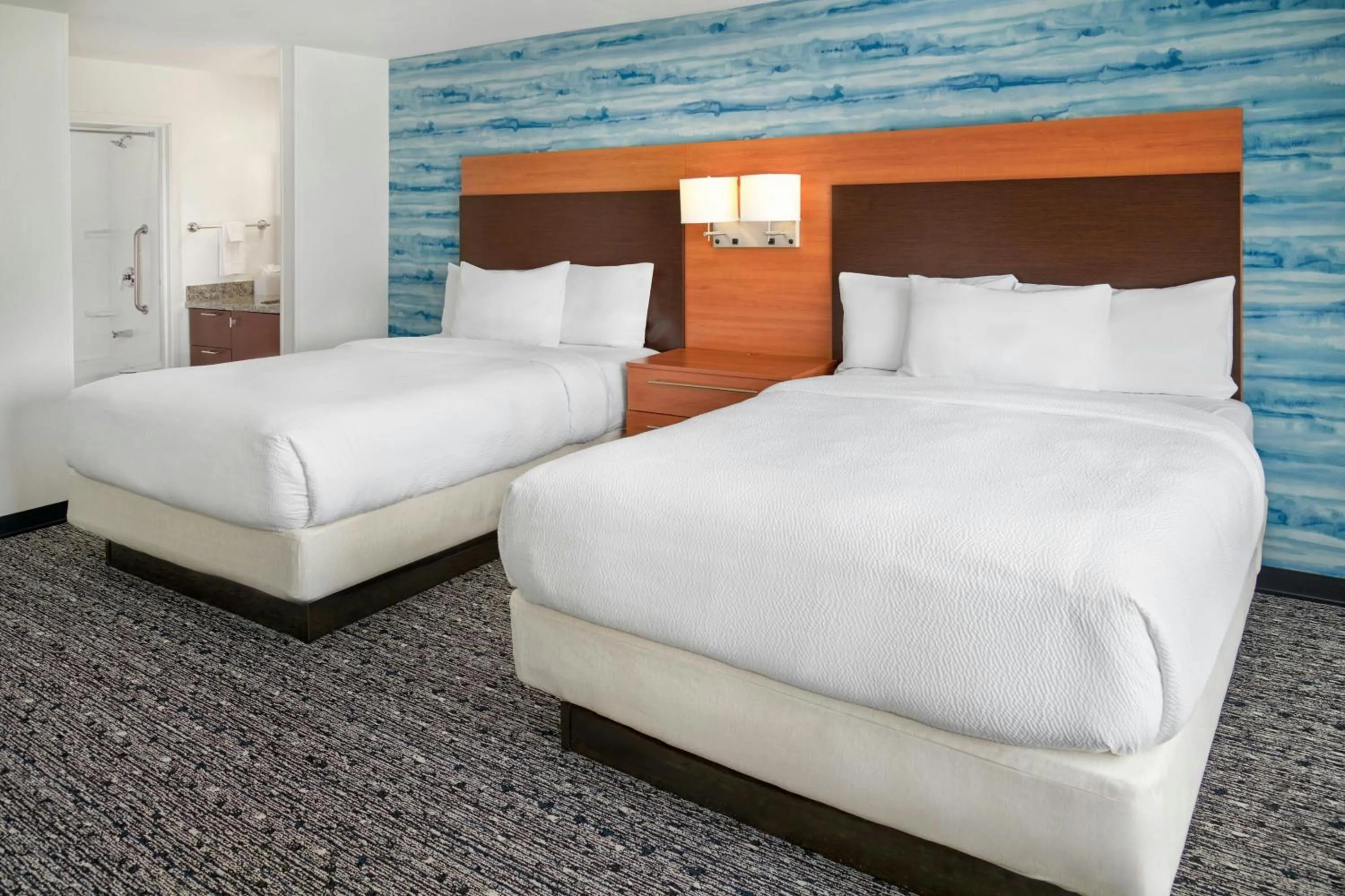 Photo of the whole room, Bed in TownePlace Suites by Marriott Detroit Troy