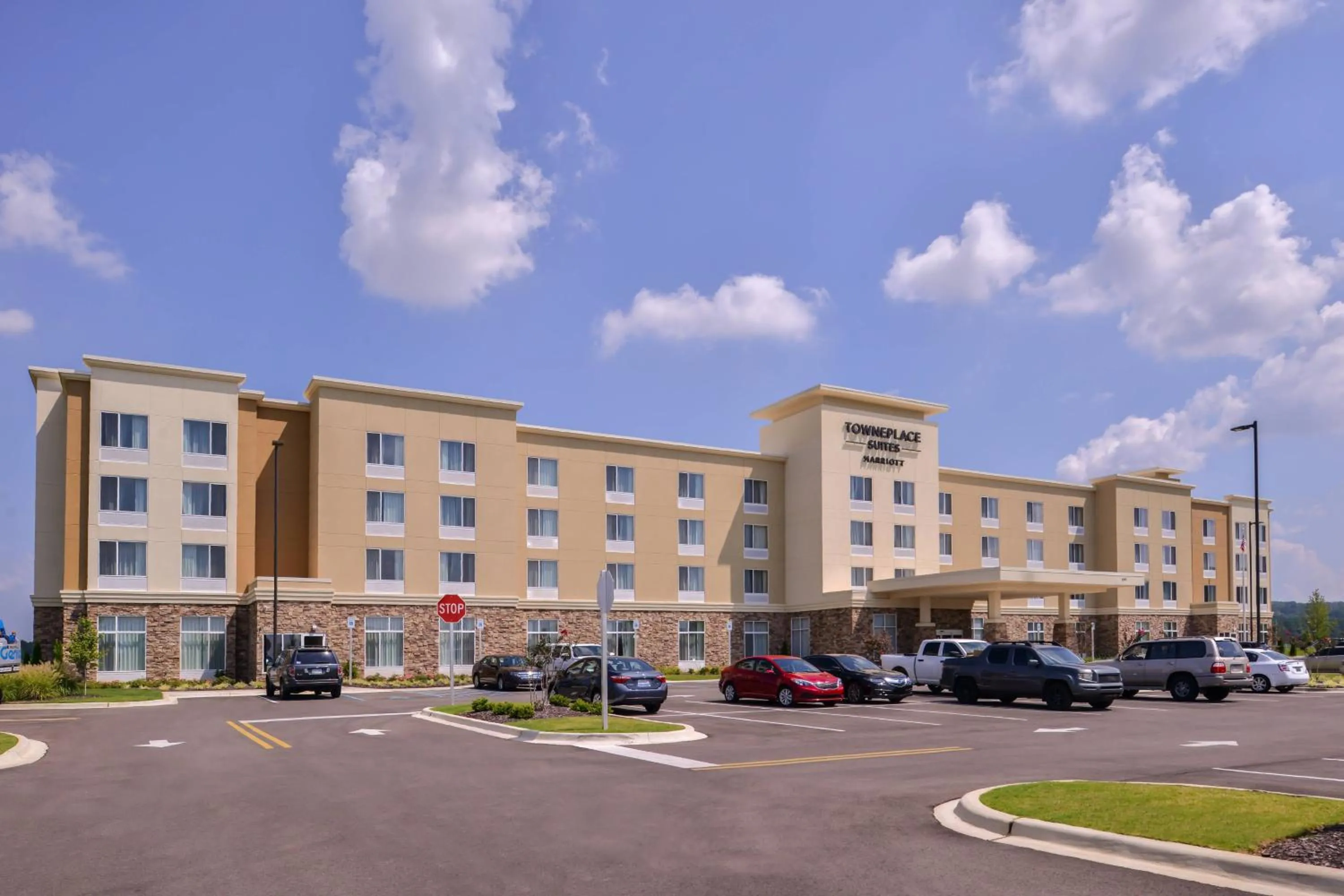 Property building in TownePlace Suites by Marriott Huntsville West/Redstone Gateway