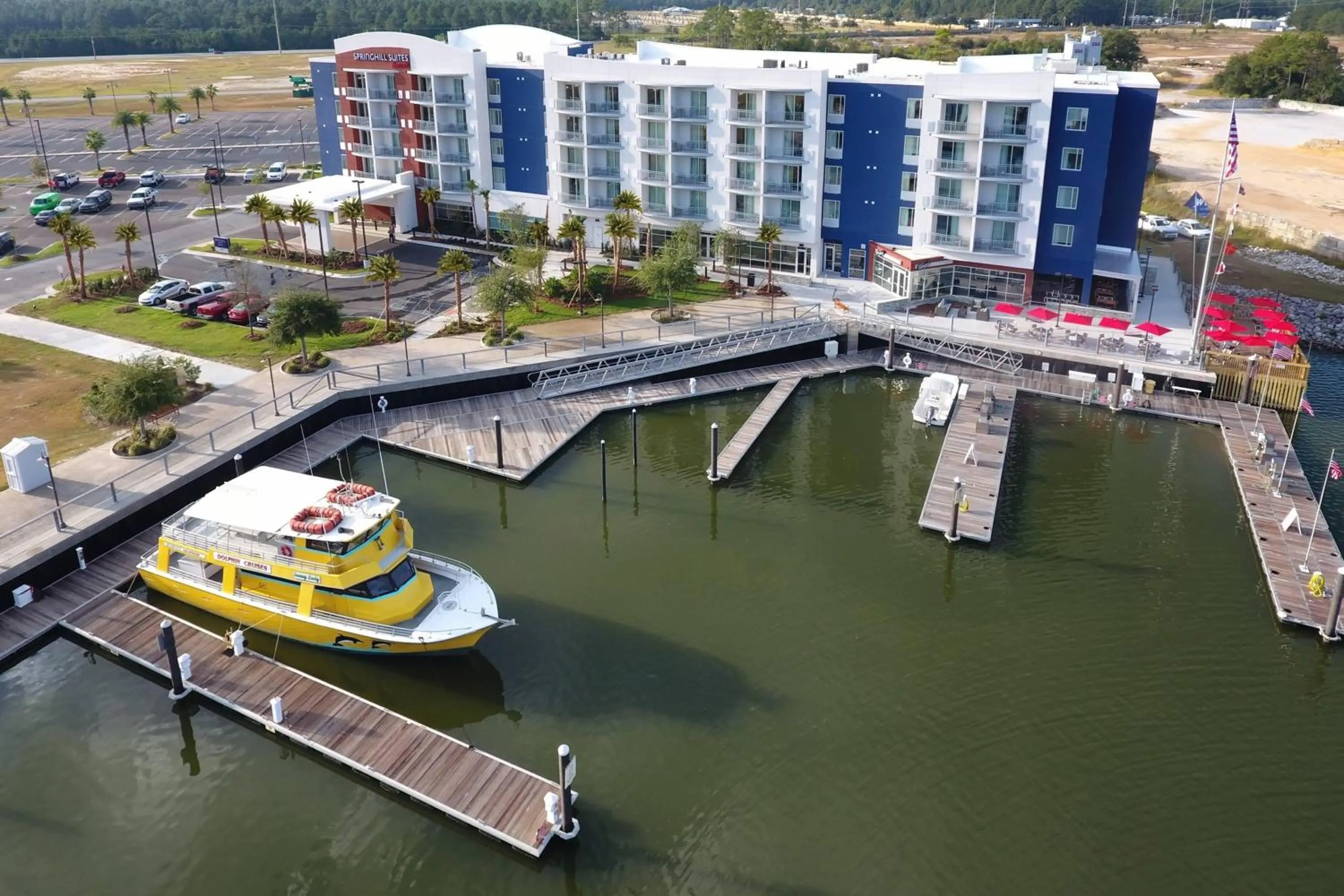 Property building in SpringHill Suites Orange Beach at The Wharf