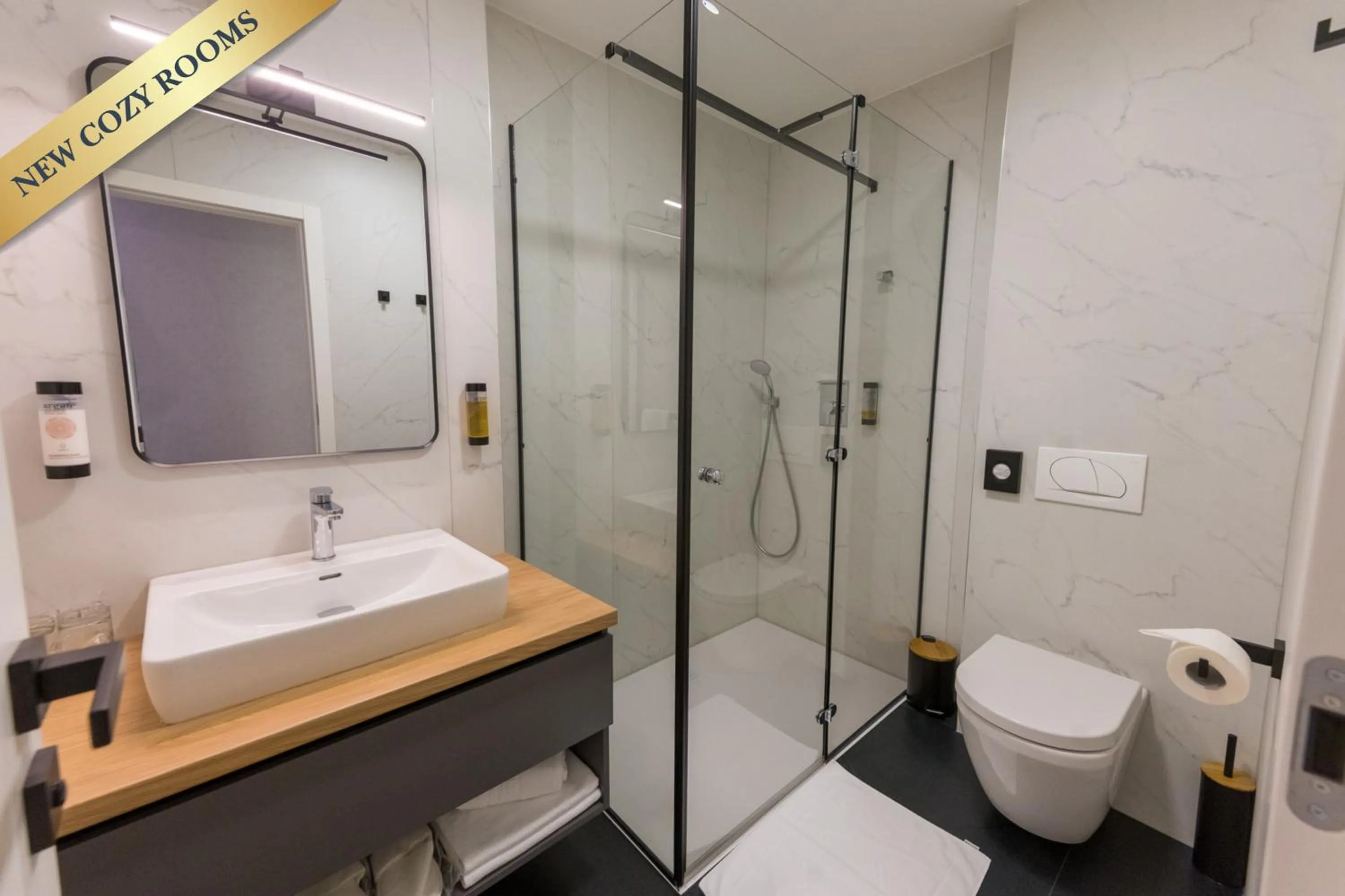 Shower in Hotel Jarun