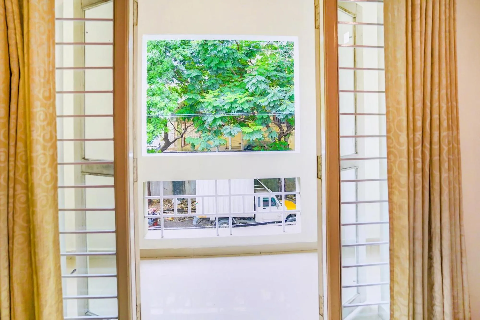 Balcony/Terrace in FabHotel The Green City - Central Railway Station