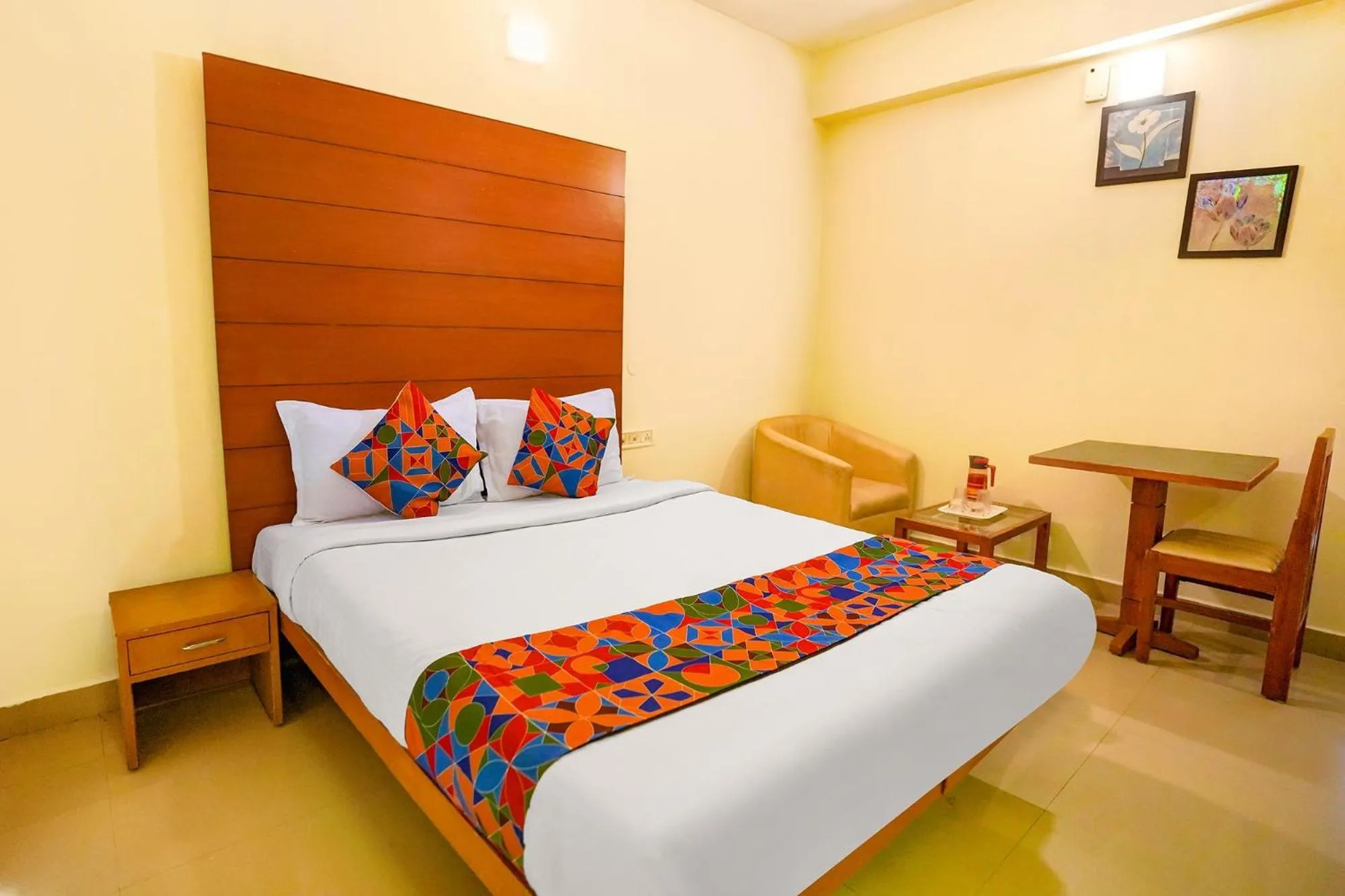 Bed in FabHotel The Green City - Central Railway Station