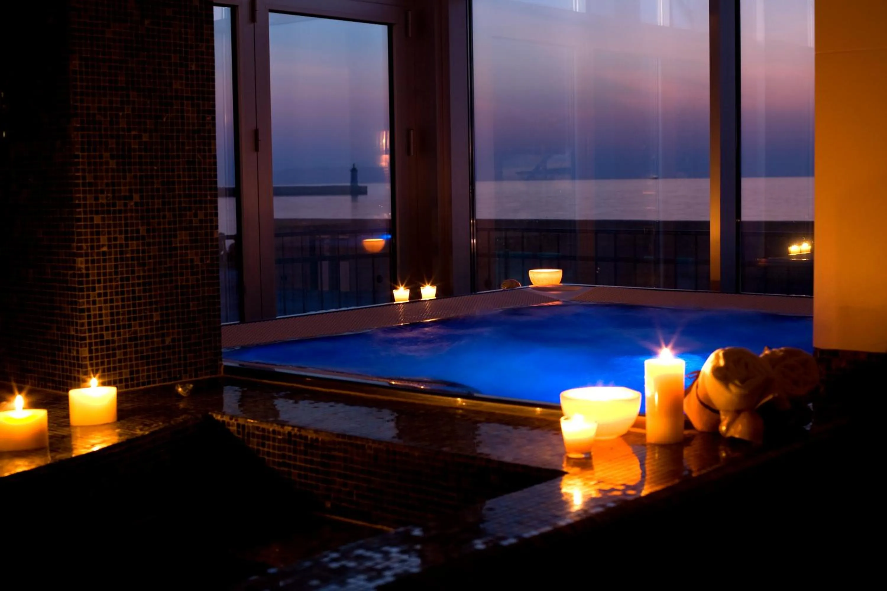 Swimming pool in BO Hotel Palazzo