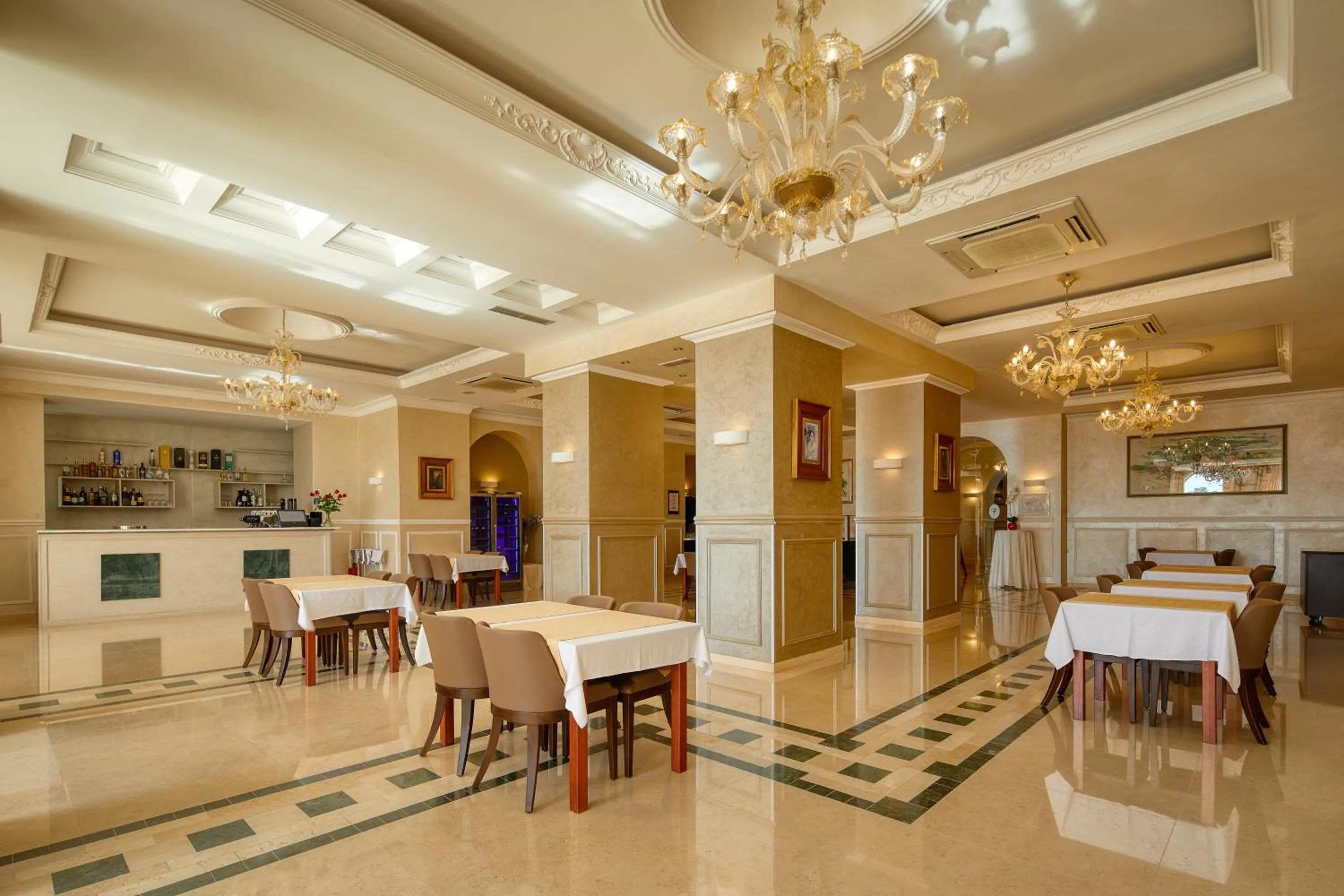 Lobby or reception in BO Hotel Palazzo