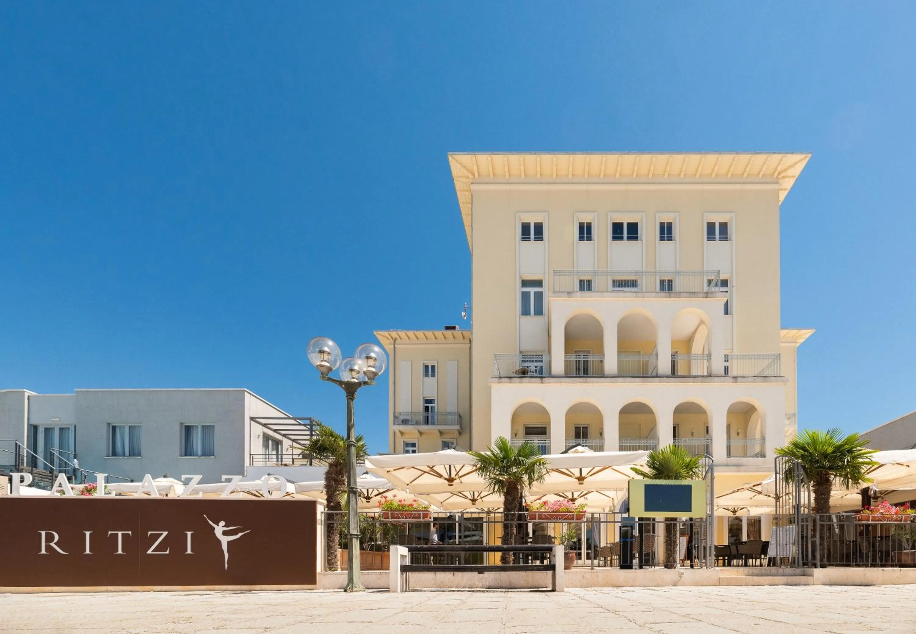 Property building in BO Hotel Palazzo