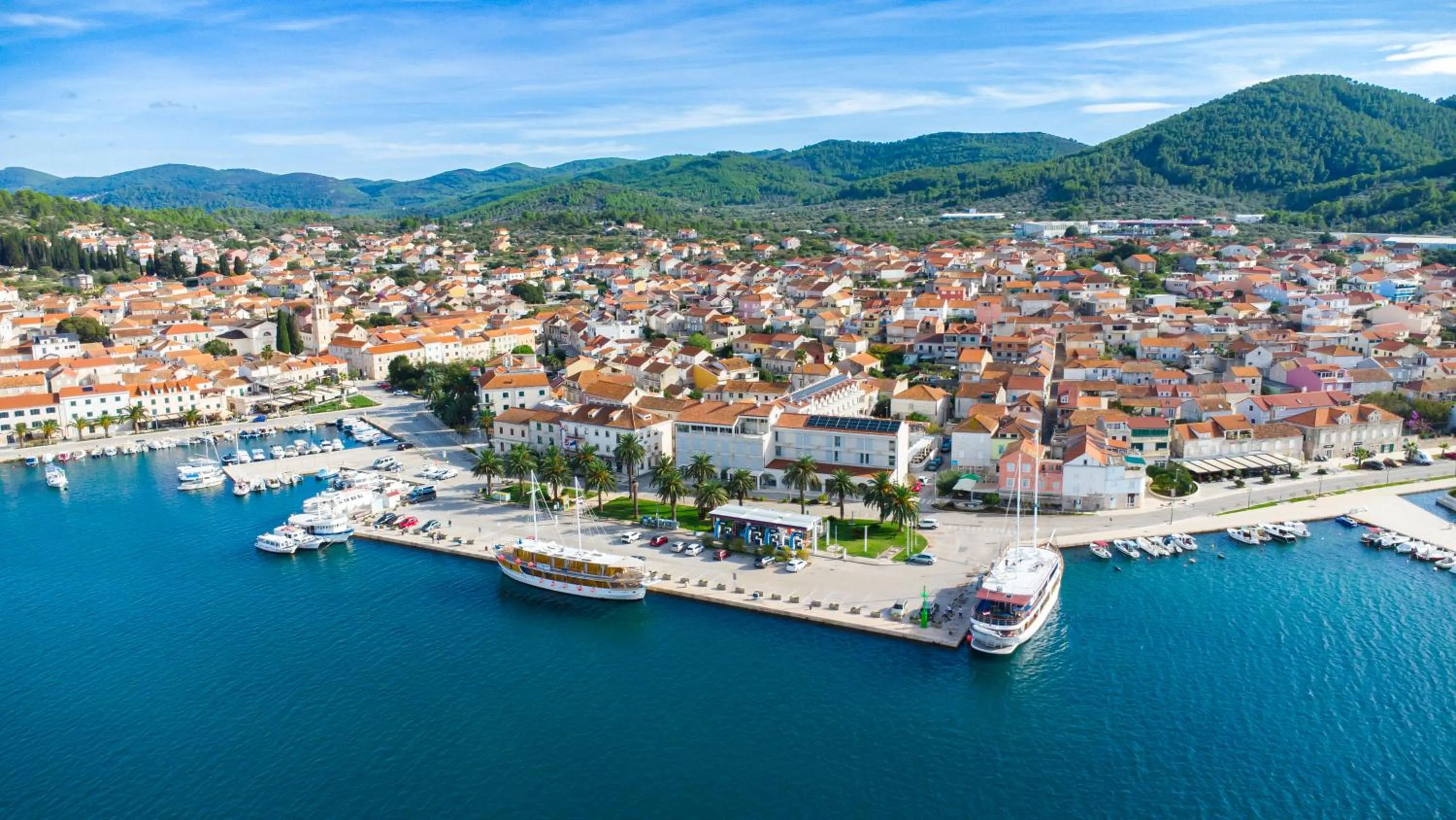 Property building in Hotel Korkyra