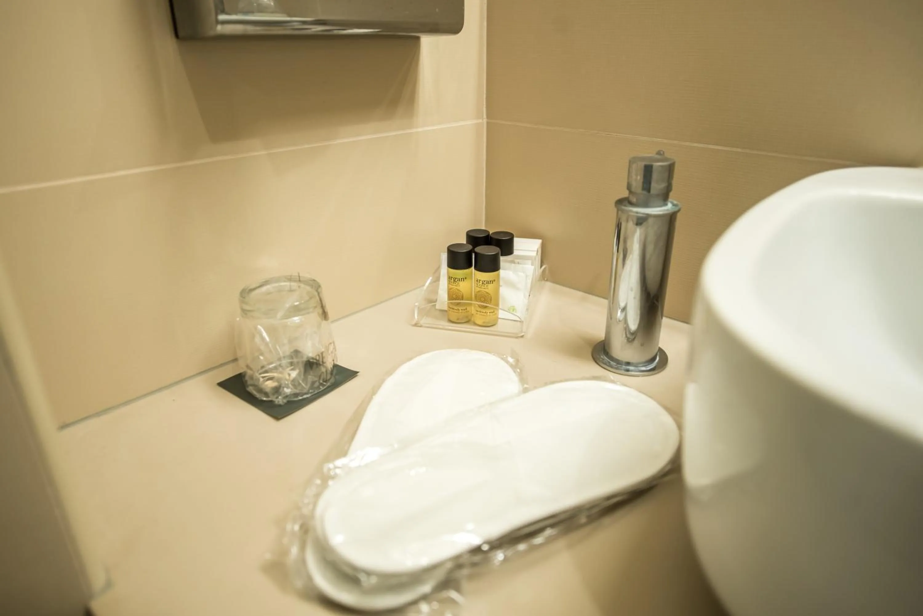 Toilet in Hotel Korkyra