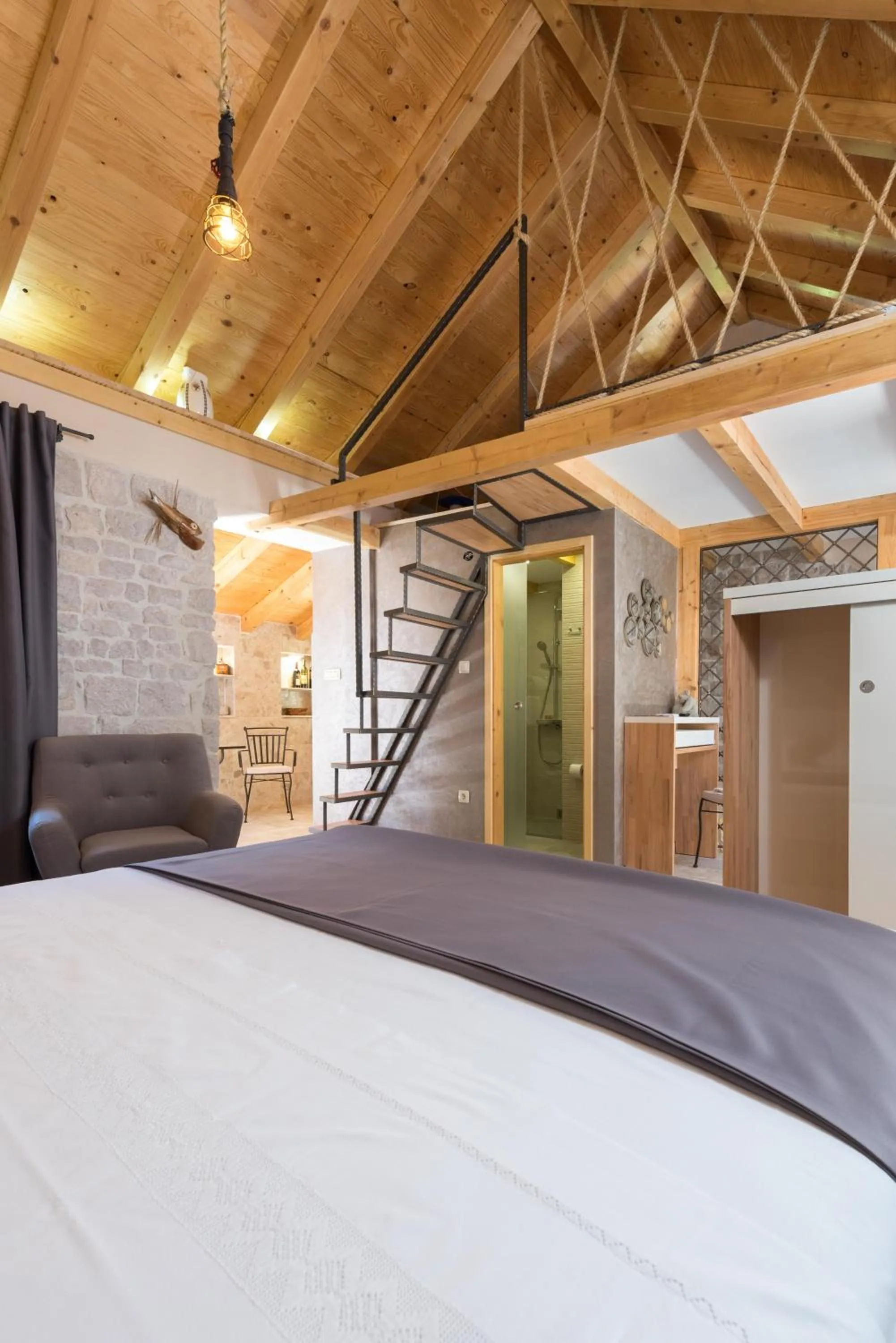 Bed in Villa Kudelik - Stone Story