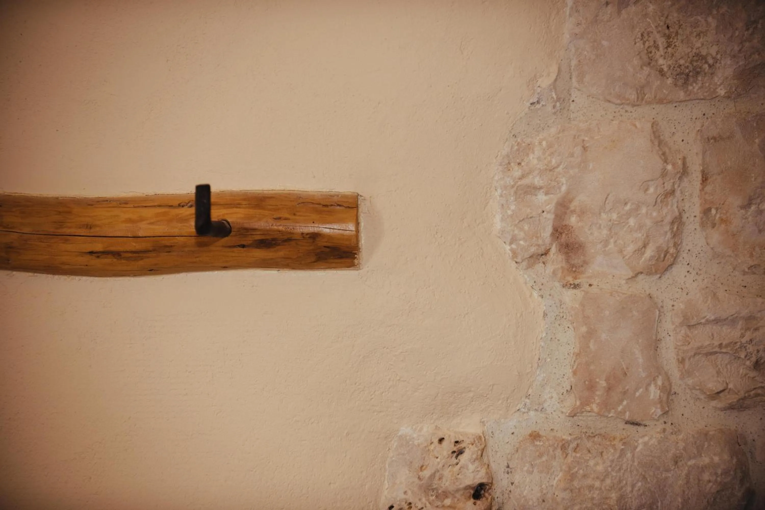 Decorative detail in Villa Kudelik - Stone Story