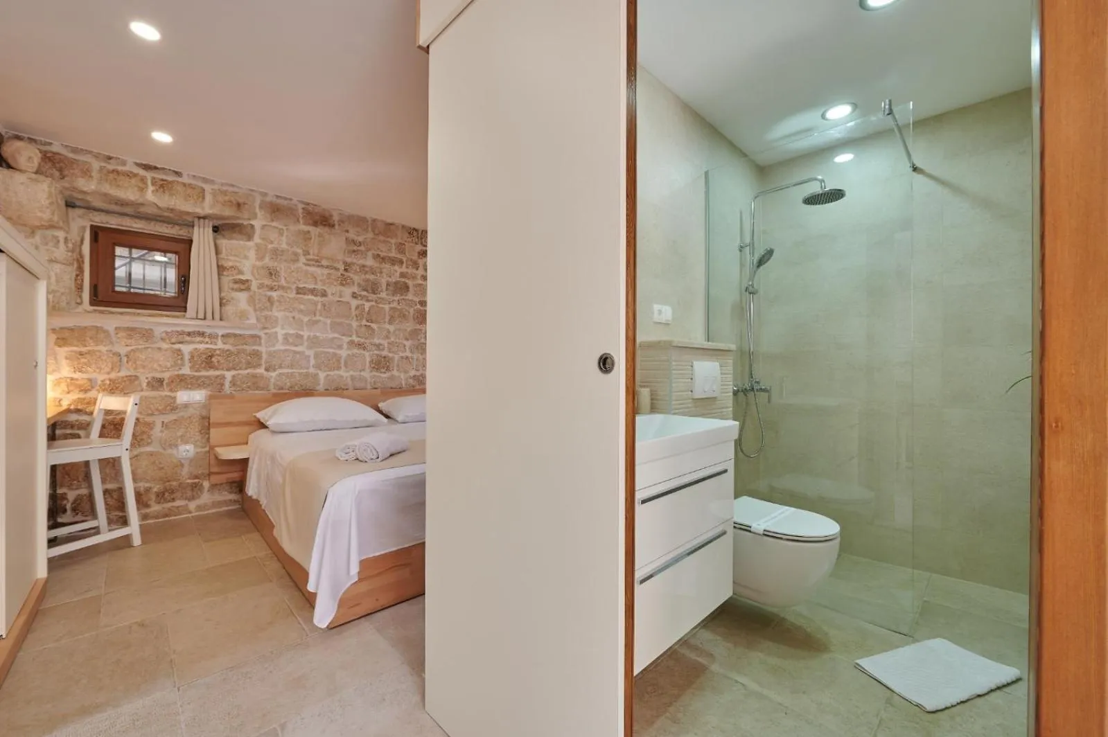 Bathroom, Bed in Villa Kudelik - Stone Story