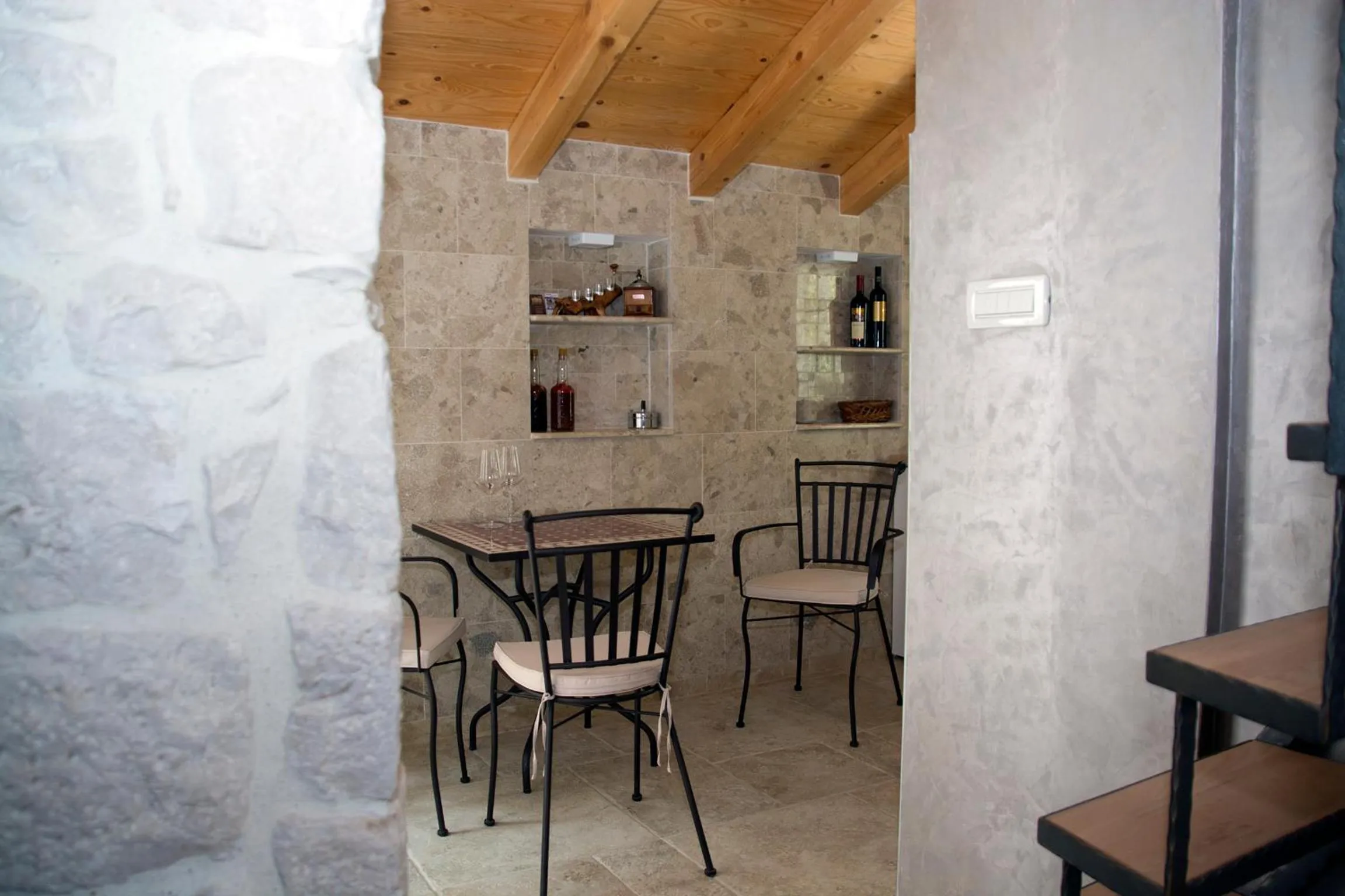 Dining area in Villa Kudelik - Stone Story